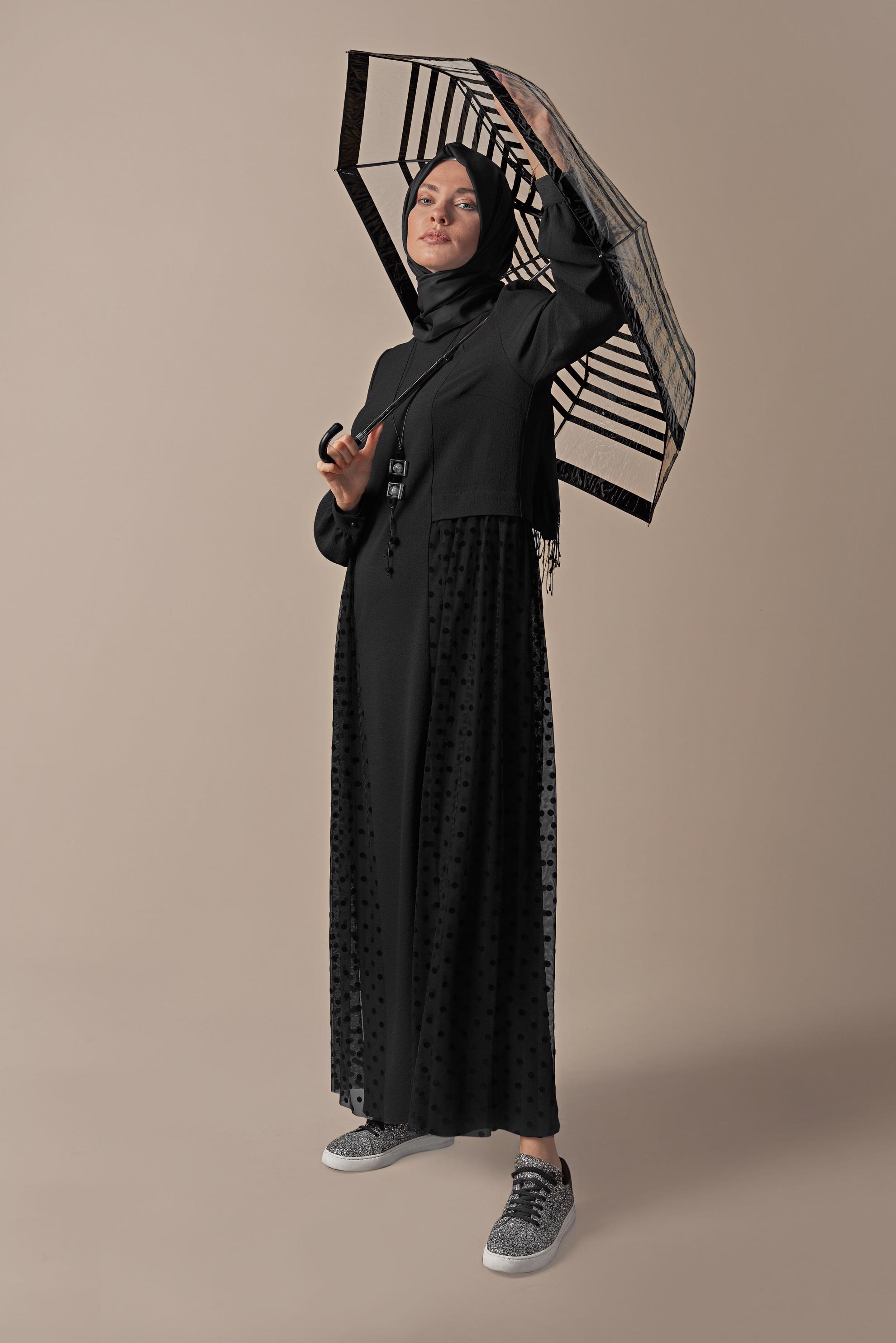 Tesettür giyim SİYAH PUANTİYE TÜL DETAYLI ELBİSE 41141 