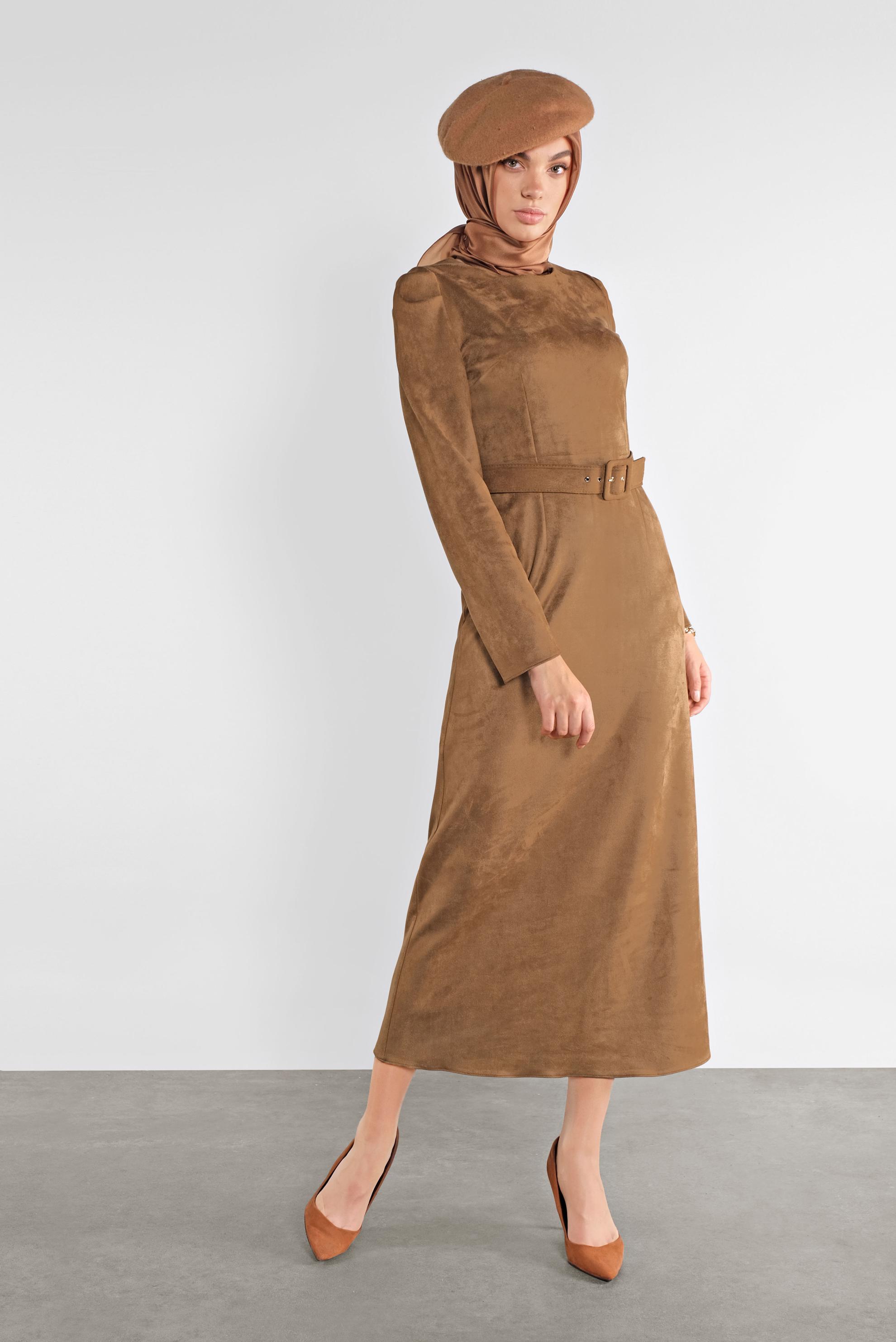 Tesettür giyim KAHVE SÜET KEMERLİ ELBİSE 41143