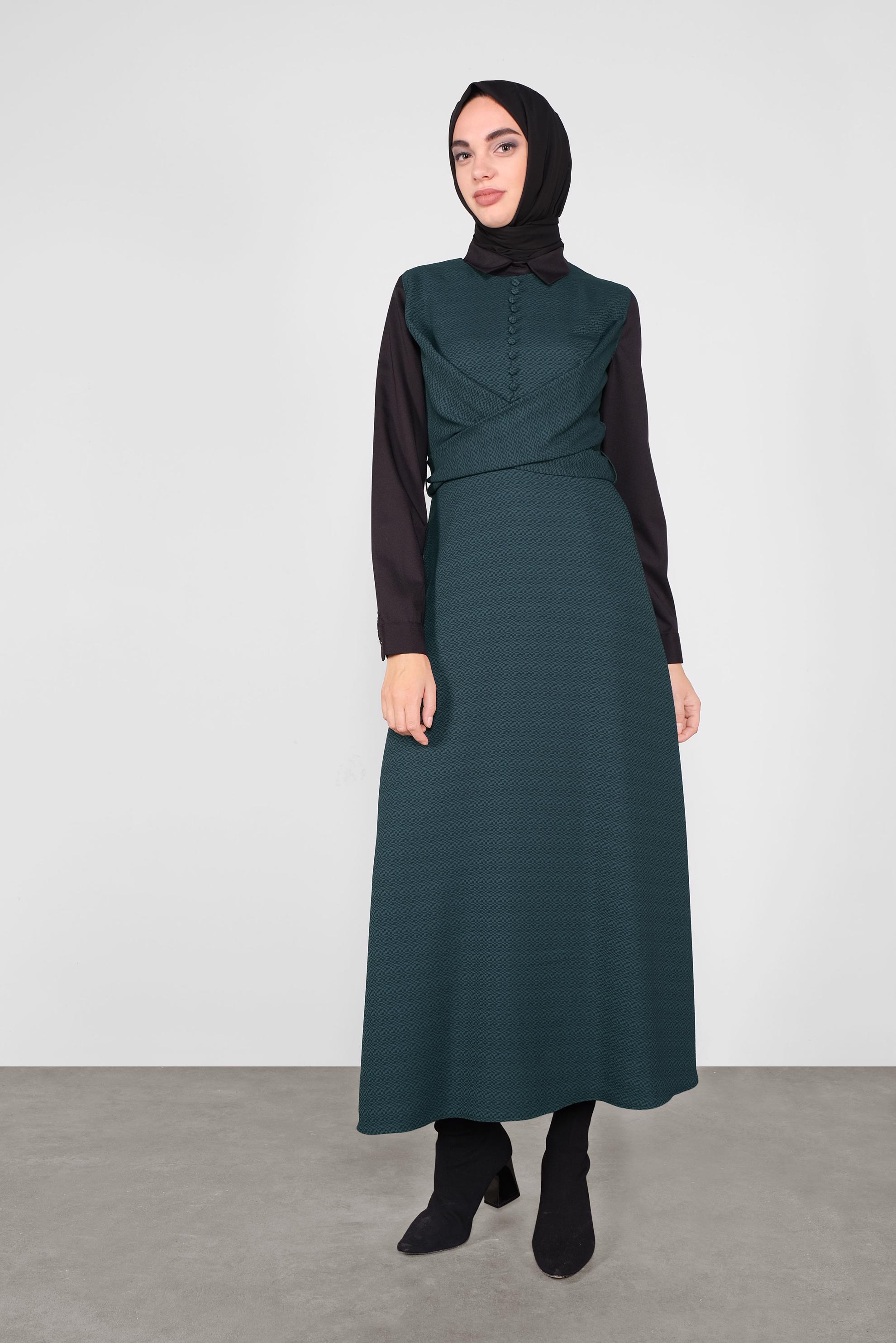 Tesettür giyim YEŞİL DÜĞMELİ İKİLİ ELBİSELİ TAKIM 41148