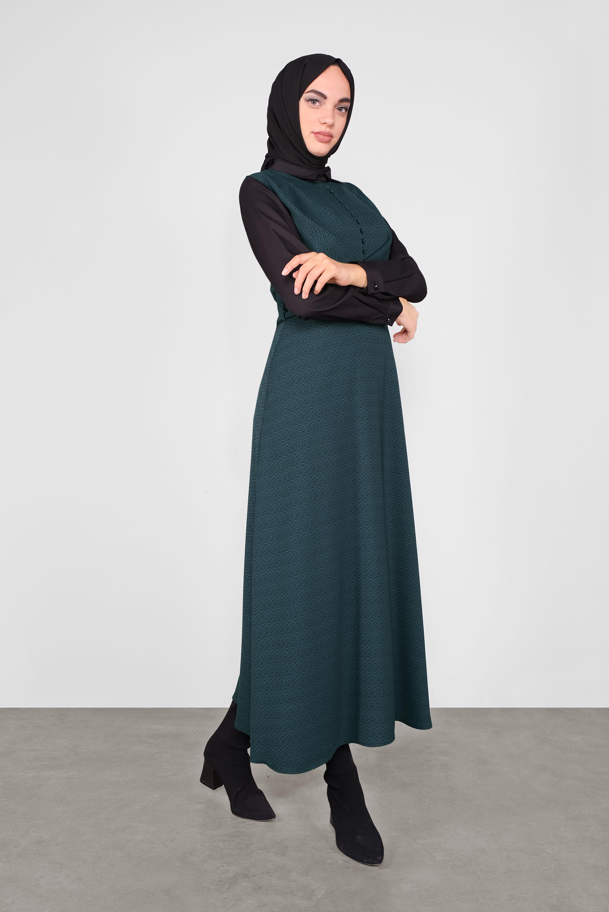 Tesettür giyim YEŞİL DÜĞMELİ İKİLİ ELBİSELİ TAKIM 41148