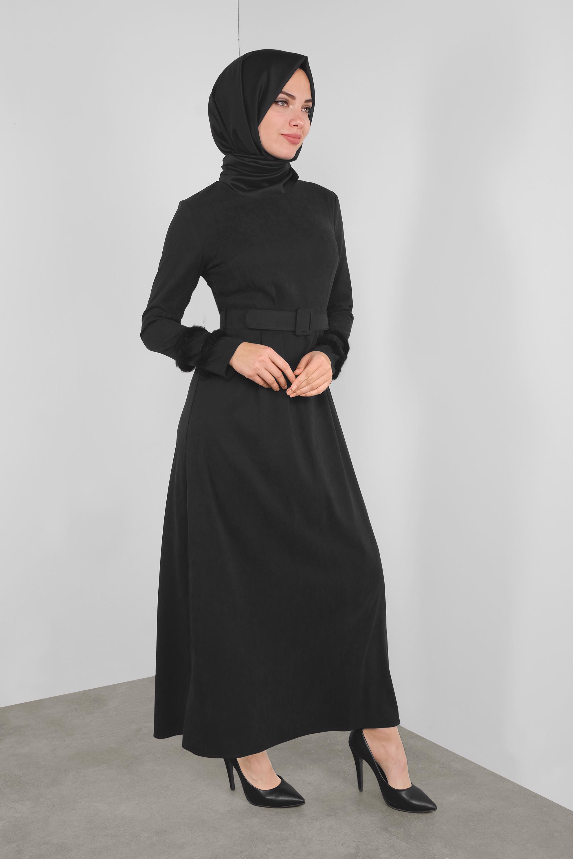 Tesettür giyim SİYAH KOLLARI TÜY DETAYLI SÜET ELBİSE 41183