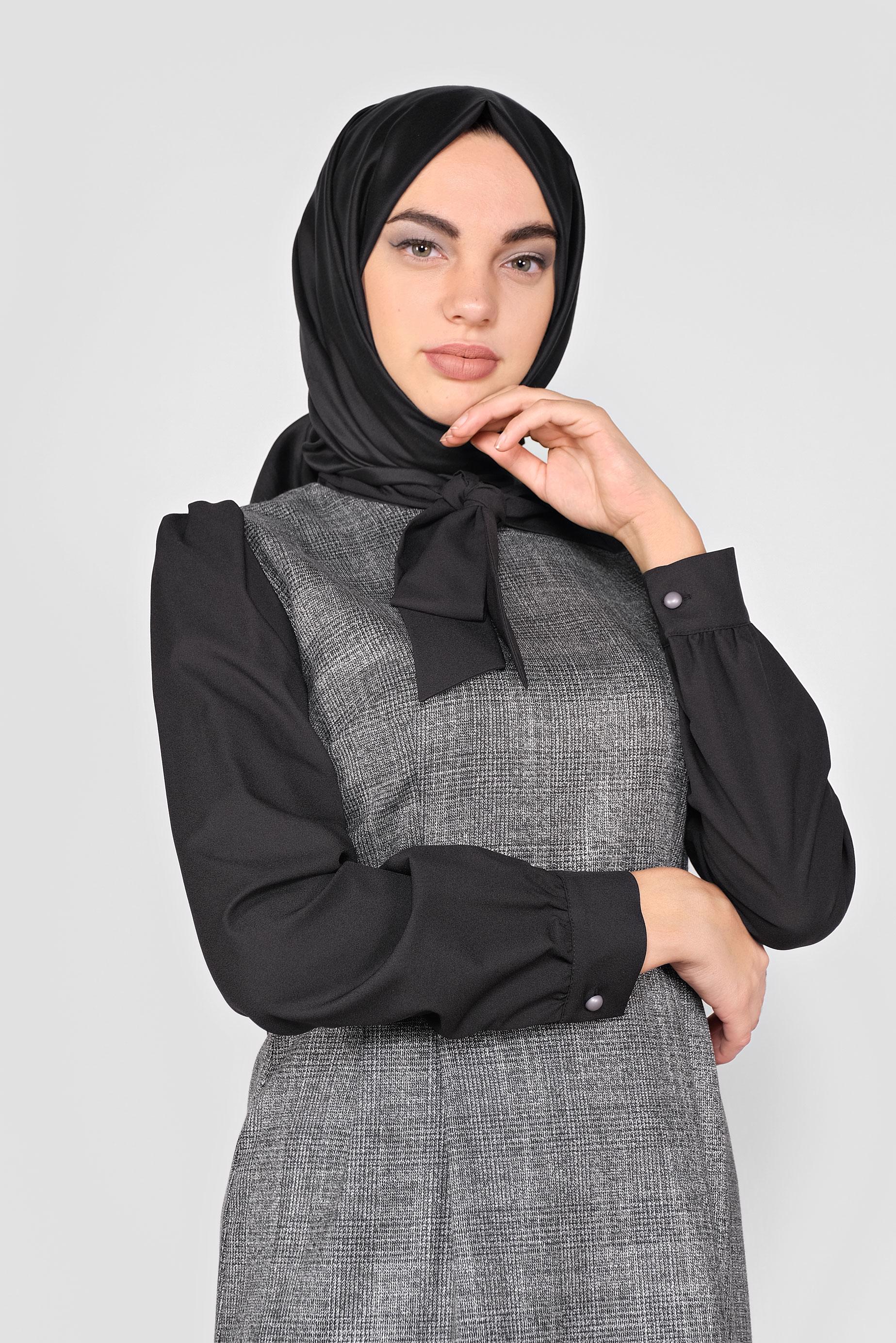 Tesettür giyim SİYAH FİYONK YAKA SİMLİ ELBİSE 41198 