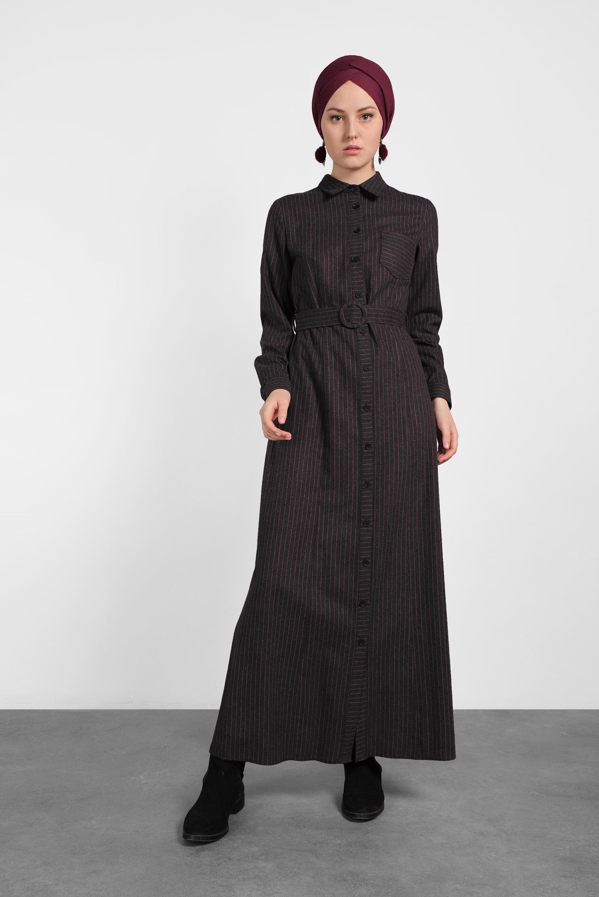 Tesettür giyim SİYAH ÇİZGİ DESENLİ ELBİSE 40198-1