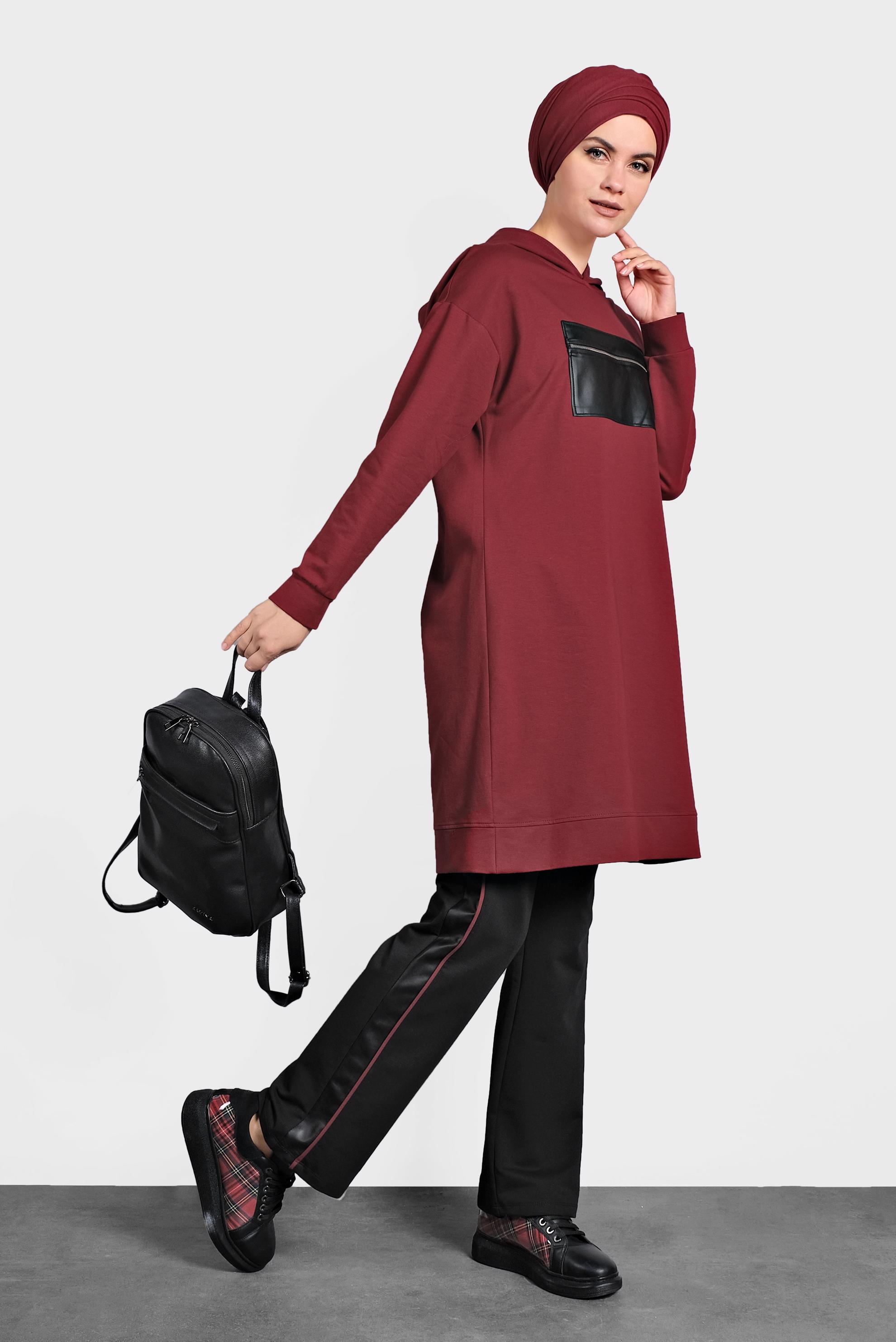 Tesettür giyim BORDO ÖNÜ CEPLİ KAPÜŞONLU EŞOFMAN TAKIMI 40100