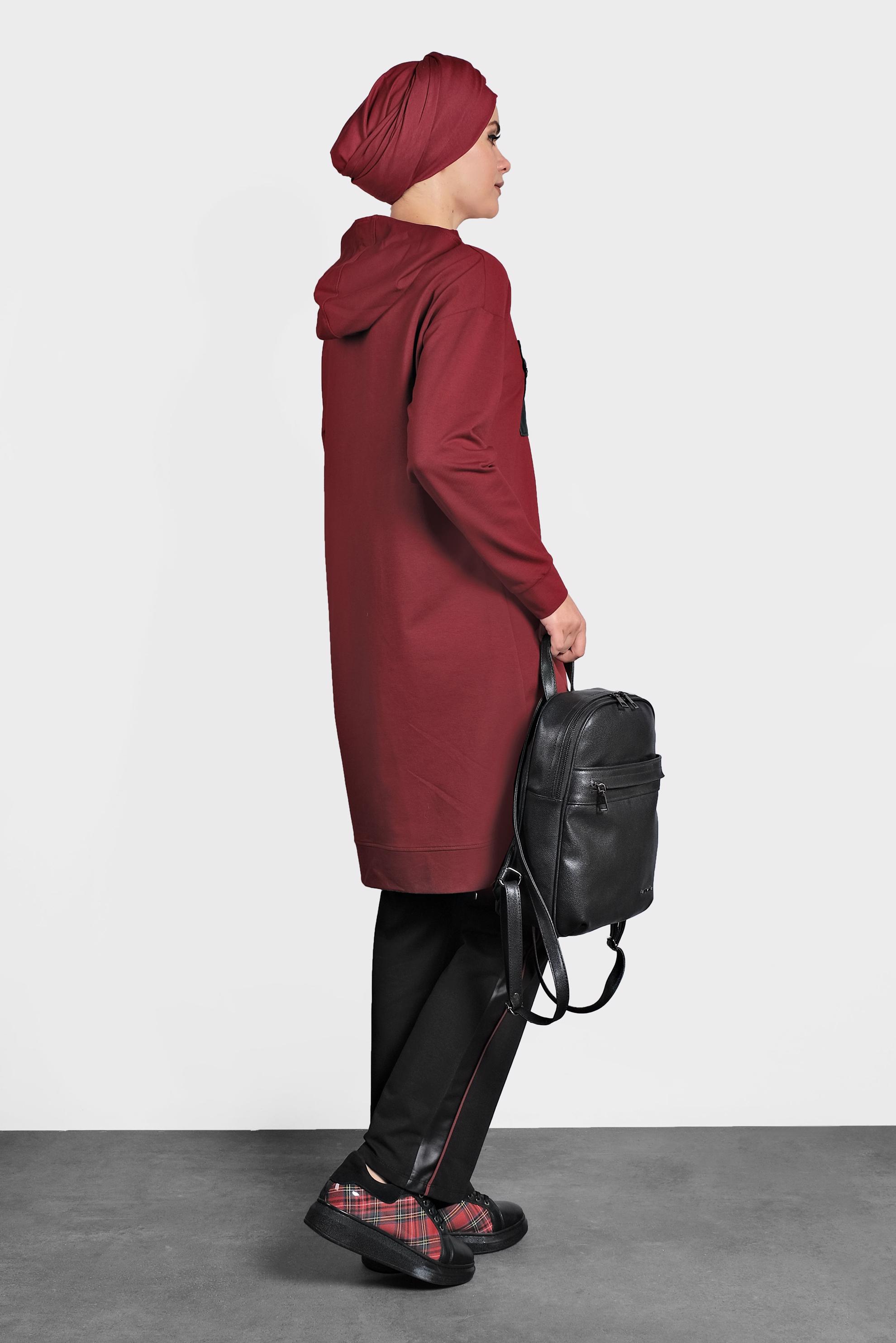 Tesettür giyim BORDO ÖNÜ CEPLİ KAPÜŞONLU EŞOFMAN TAKIMI 40100