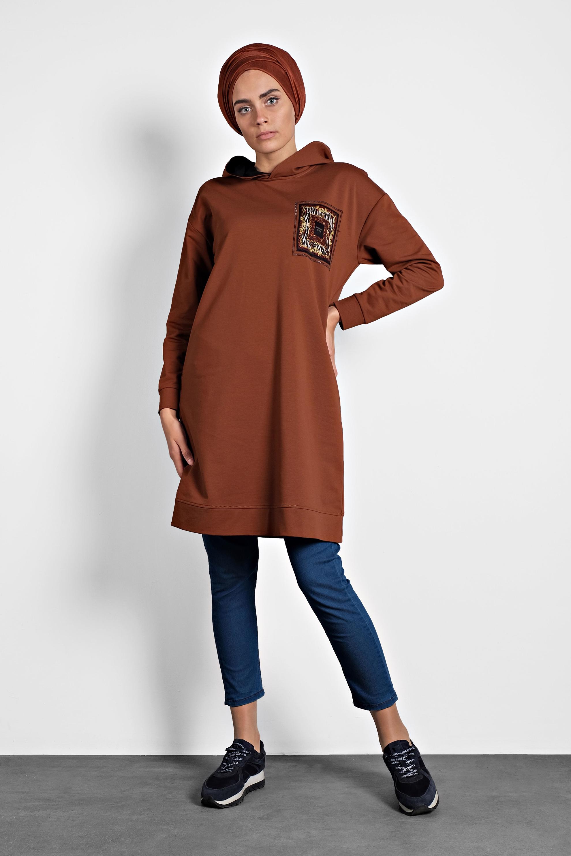 Tesettür giyim TURUNCU NAKIŞLI KAPÜŞONLU EŞOFMAN TUNİK 40125 