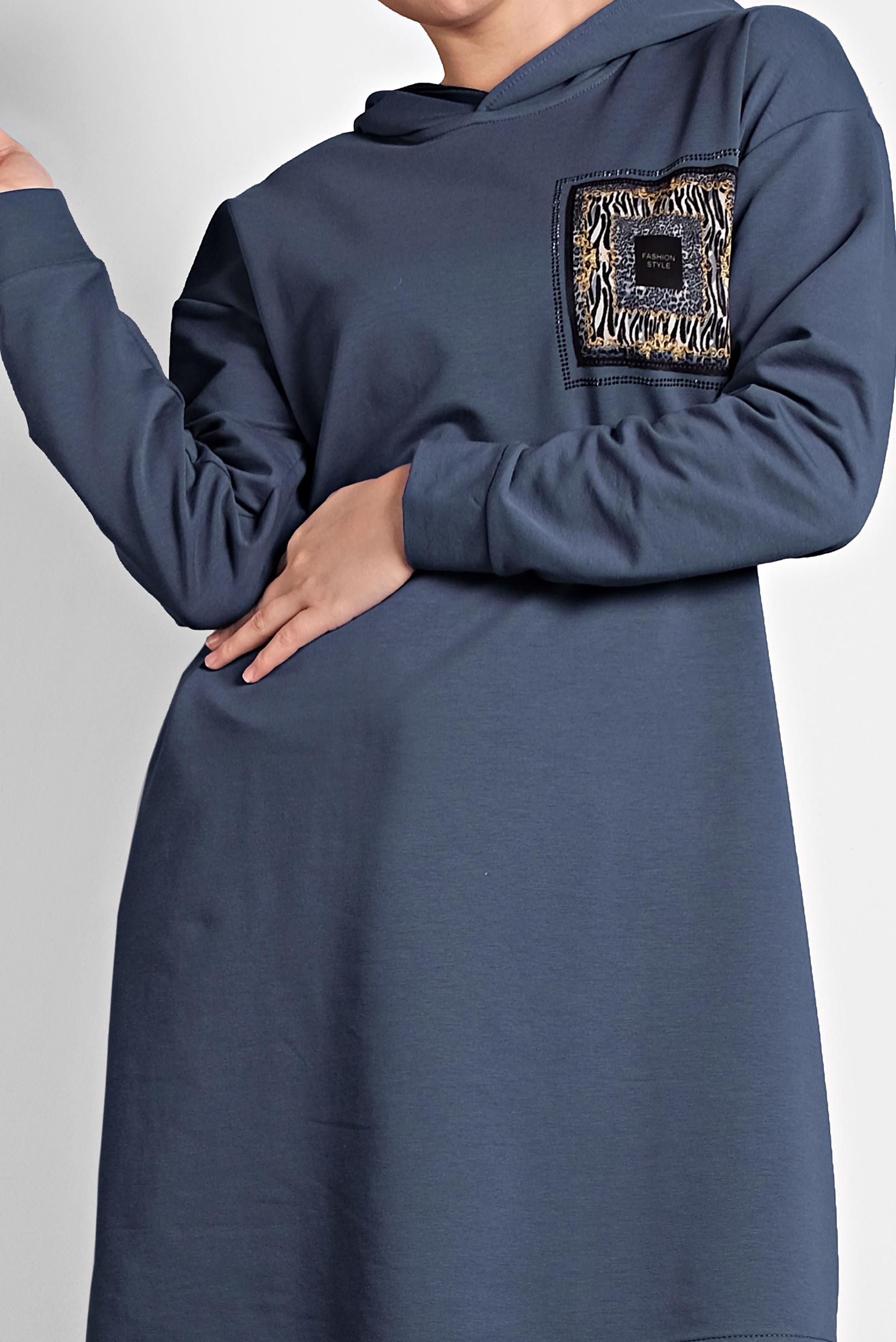 Tesettür giyim LACİVERT NAKIŞLI KAPÜŞONLU EŞOFMAN TUNİK 40125 