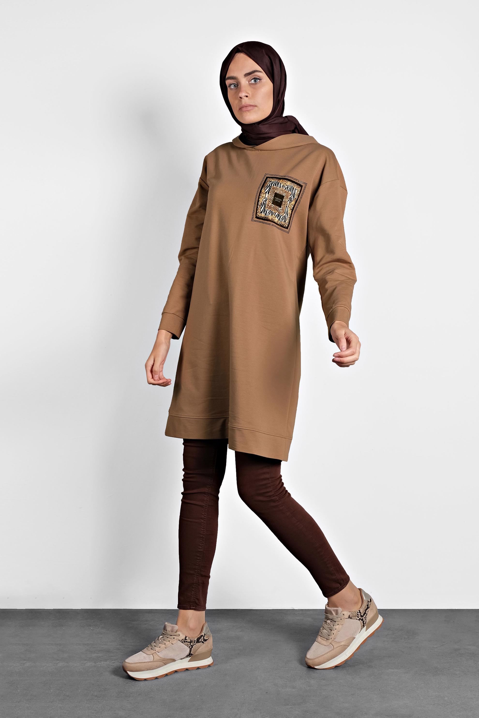 Tesettür giyim TABA NAKIŞLI KAPÜŞONLU EŞOFMAN TUNİK 40125 