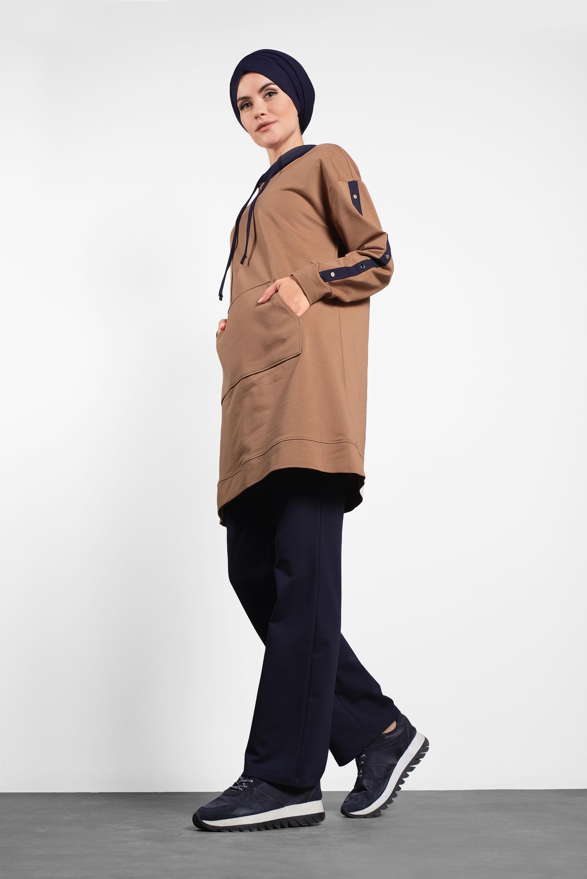 Tesettür giyim TABA CEPLİ KAPÜŞONLU EŞOFMAN TAKIMI 40161 