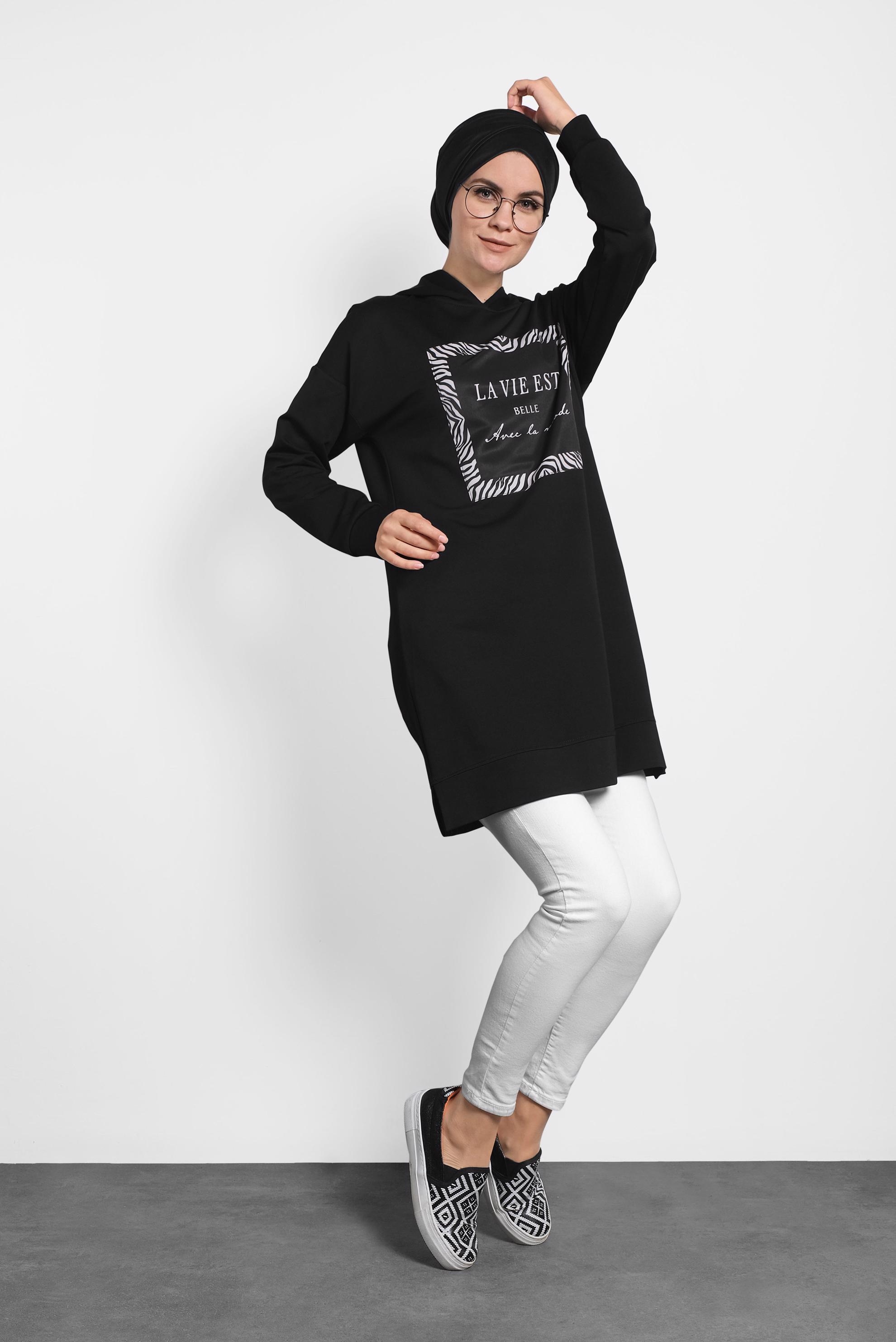 Tesettür giyim SİYAH ÖNÜ BASKILI KAPÜŞONLU  EŞOFMAN TUNİK 40163 