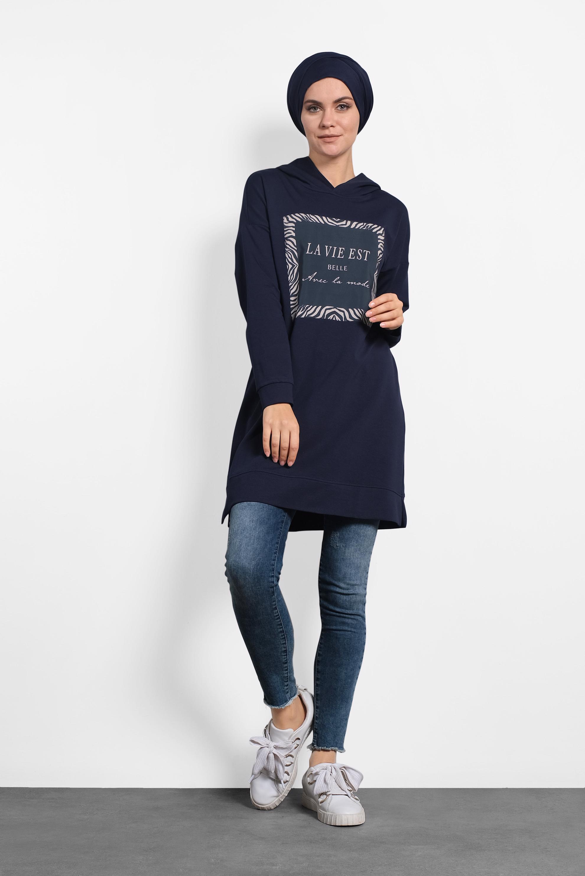 Tesettür giyim LACİVERT ÖNÜ BASKILI KAPÜŞONLU  EŞOFMAN TUNİK 40163 