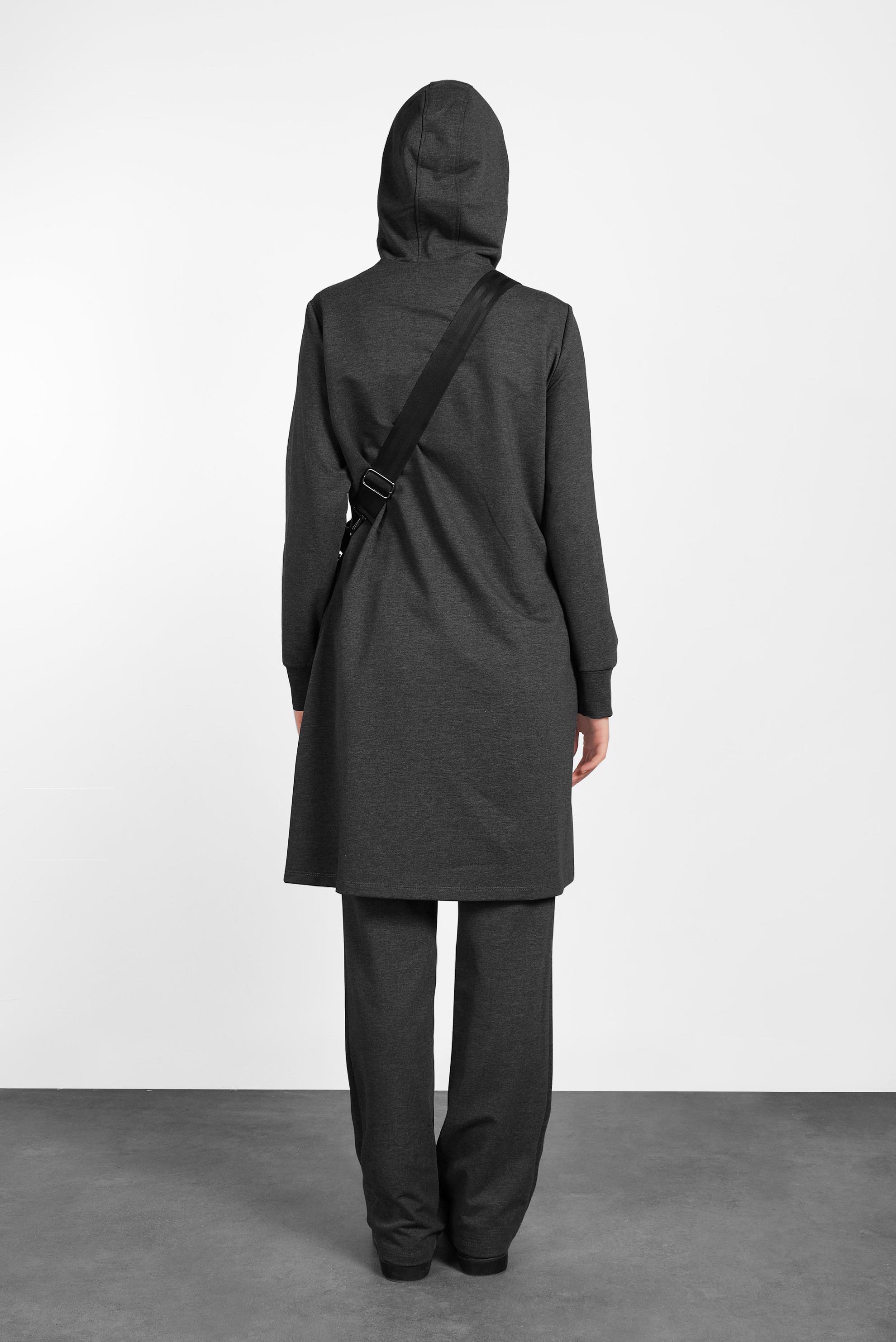 Tesettür giyim GRİ LEOPAR DESENLİ EŞOFMAN TAKIMI 40226