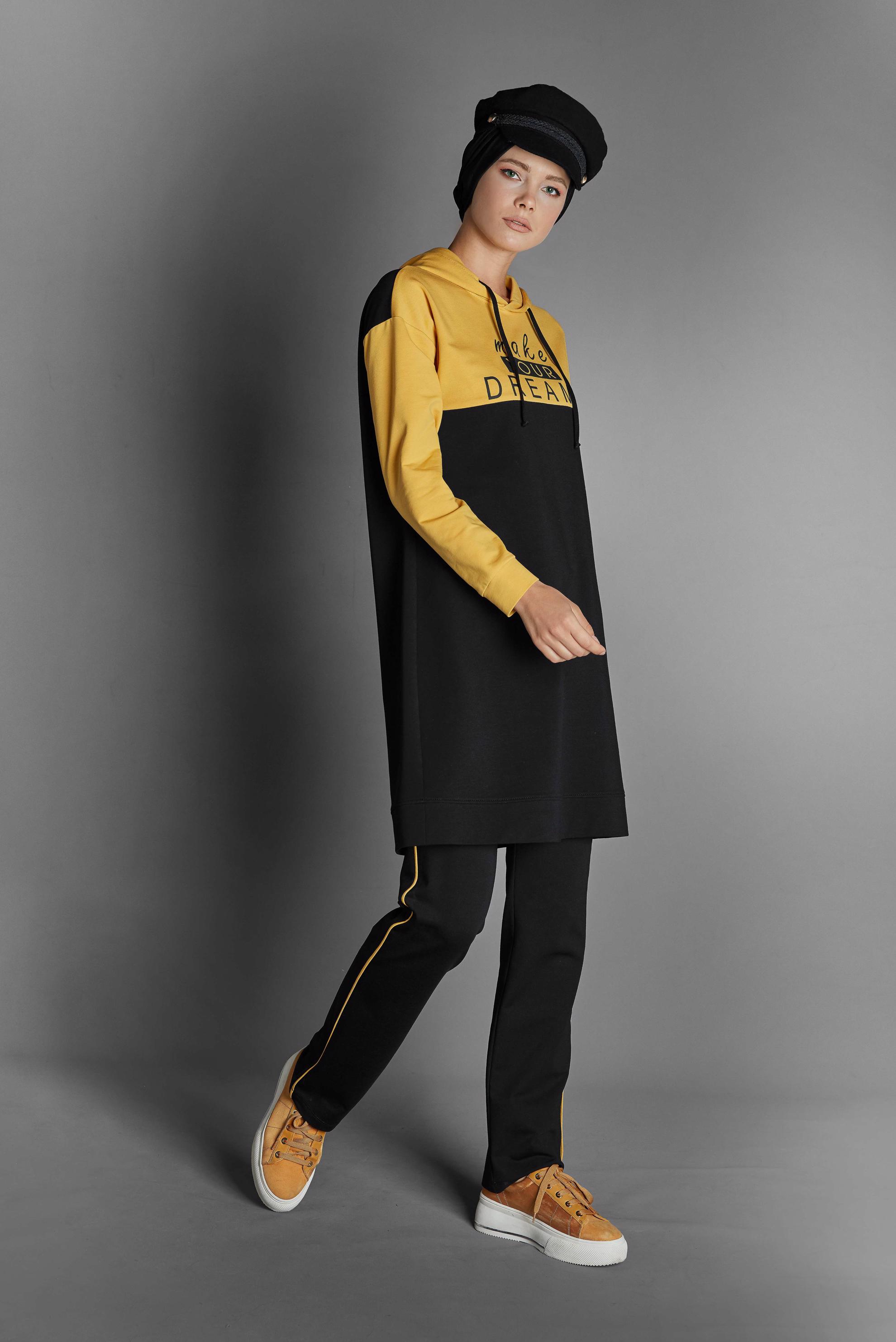 Tesettür giyim SARI BASKILI KAPÜŞONLU EŞOFMAN TAKIM 40229 