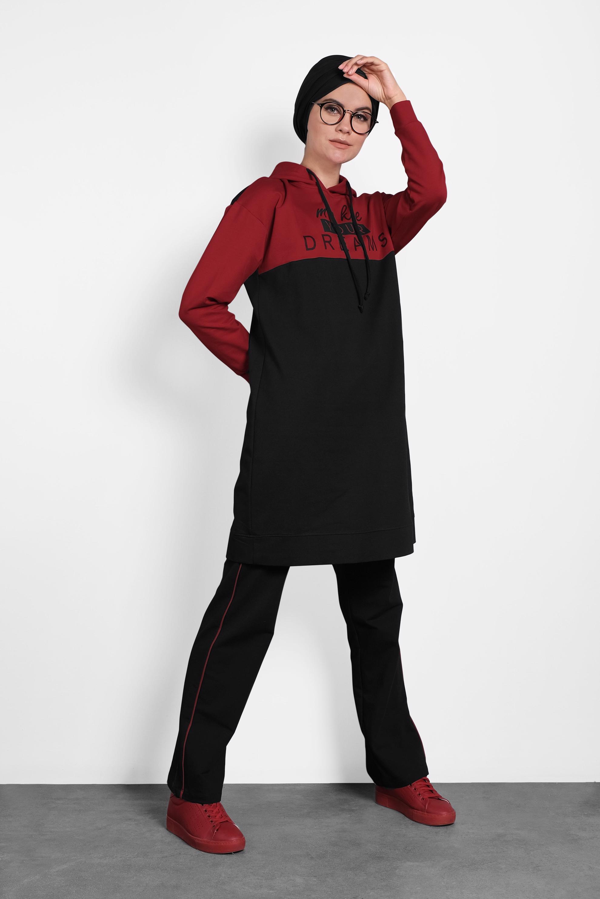 Tesettür giyim KIRMIZI BASKILI KAPÜŞONLU EŞOFMAN TAKIM 40229 