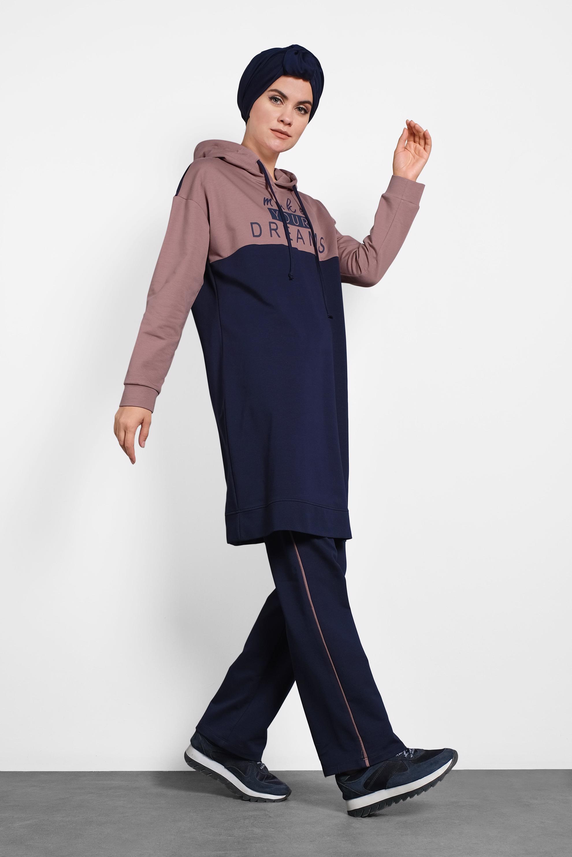 Tesettür giyim PEMBE BASKILI KAPÜŞONLU EŞOFMAN TAKIM 40229 