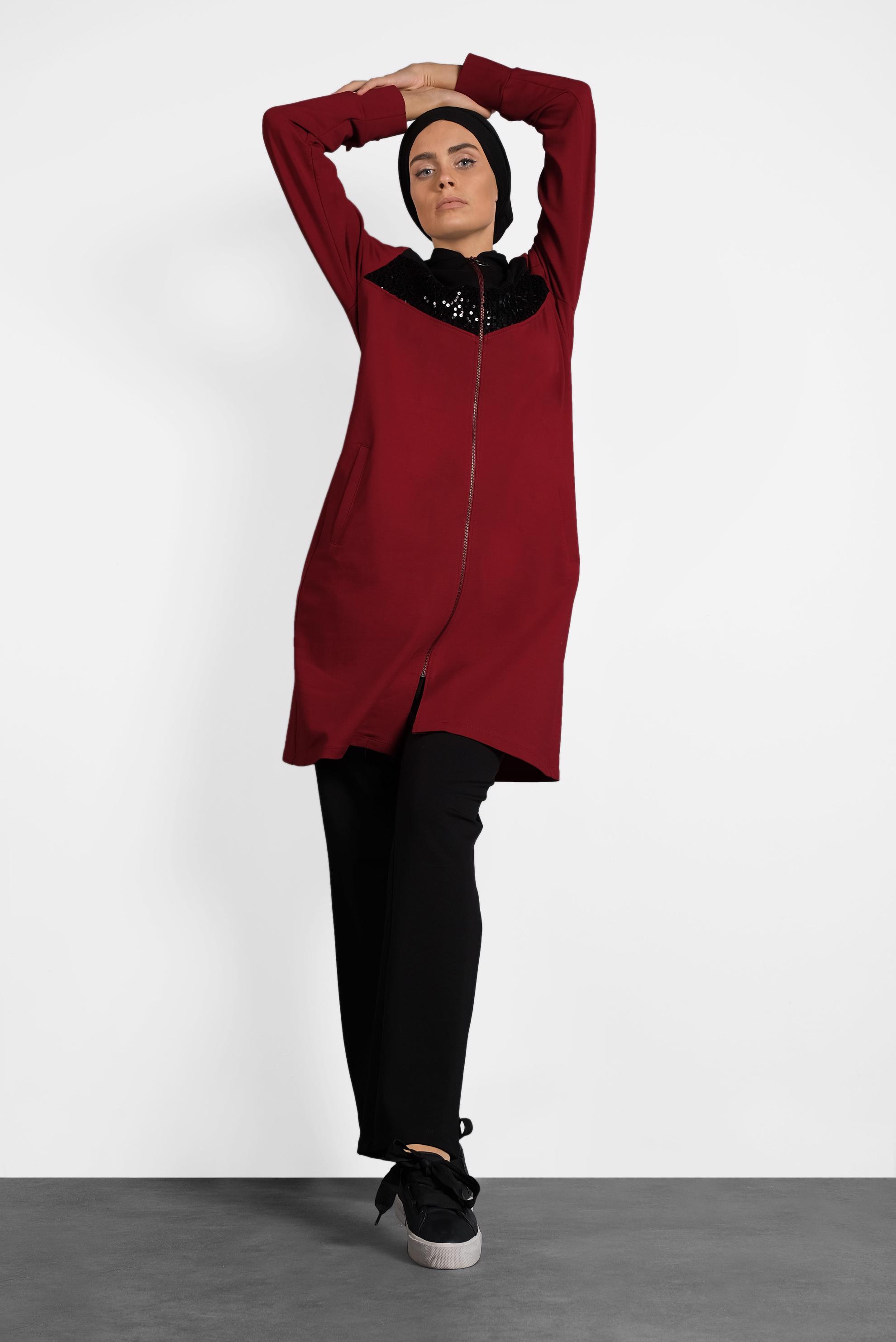 Tesettür giyim KIRMIZI PUL PAYET İŞLEMELİ EŞOFMAN TAKIM 40252