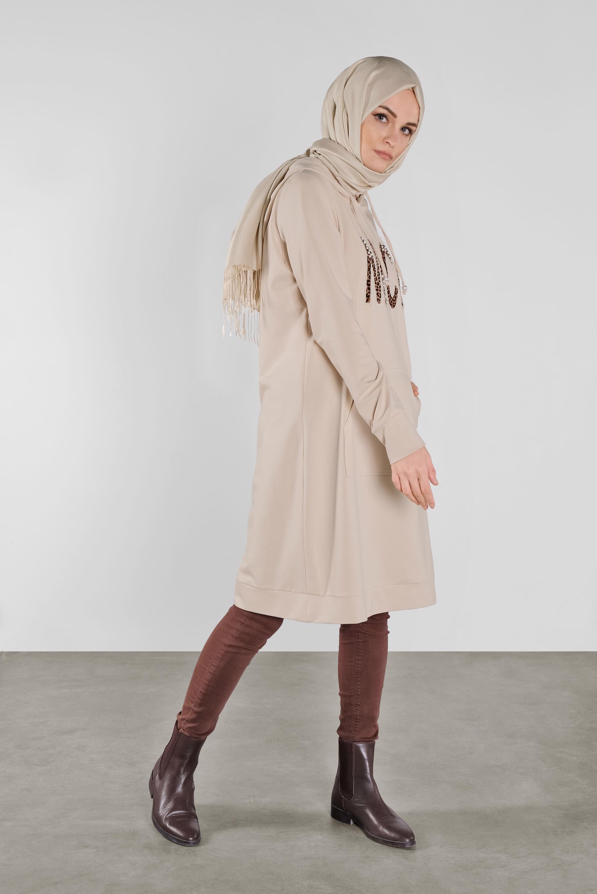 Tesettür giyim BEJ KAPÜŞONLU EŞOFMAN TUNİK 41102 
