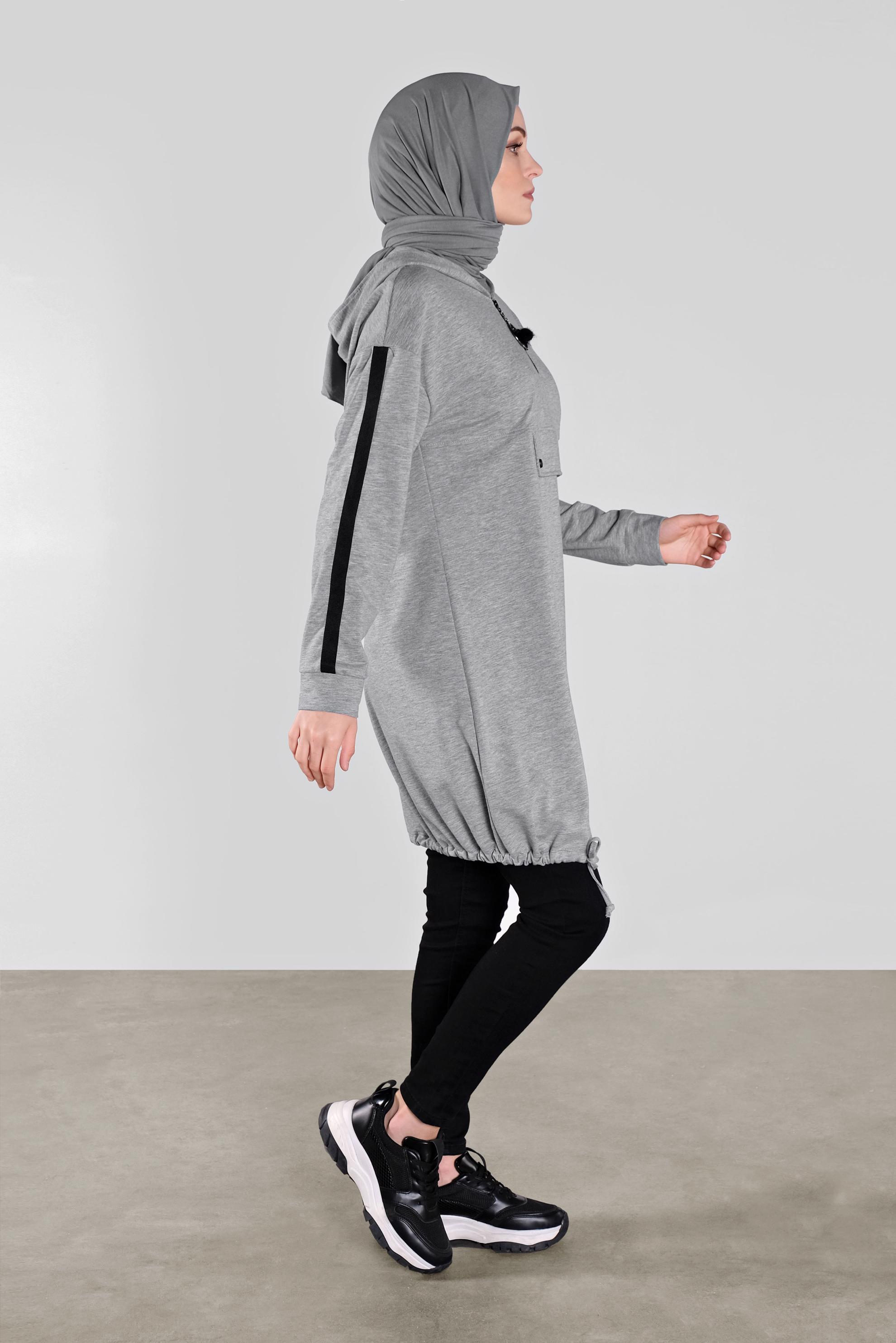 Tesettür giyim GRİ CEPLİ KOLLARI ŞERİTLİ  EŞOFMAN TUNİK  41105 