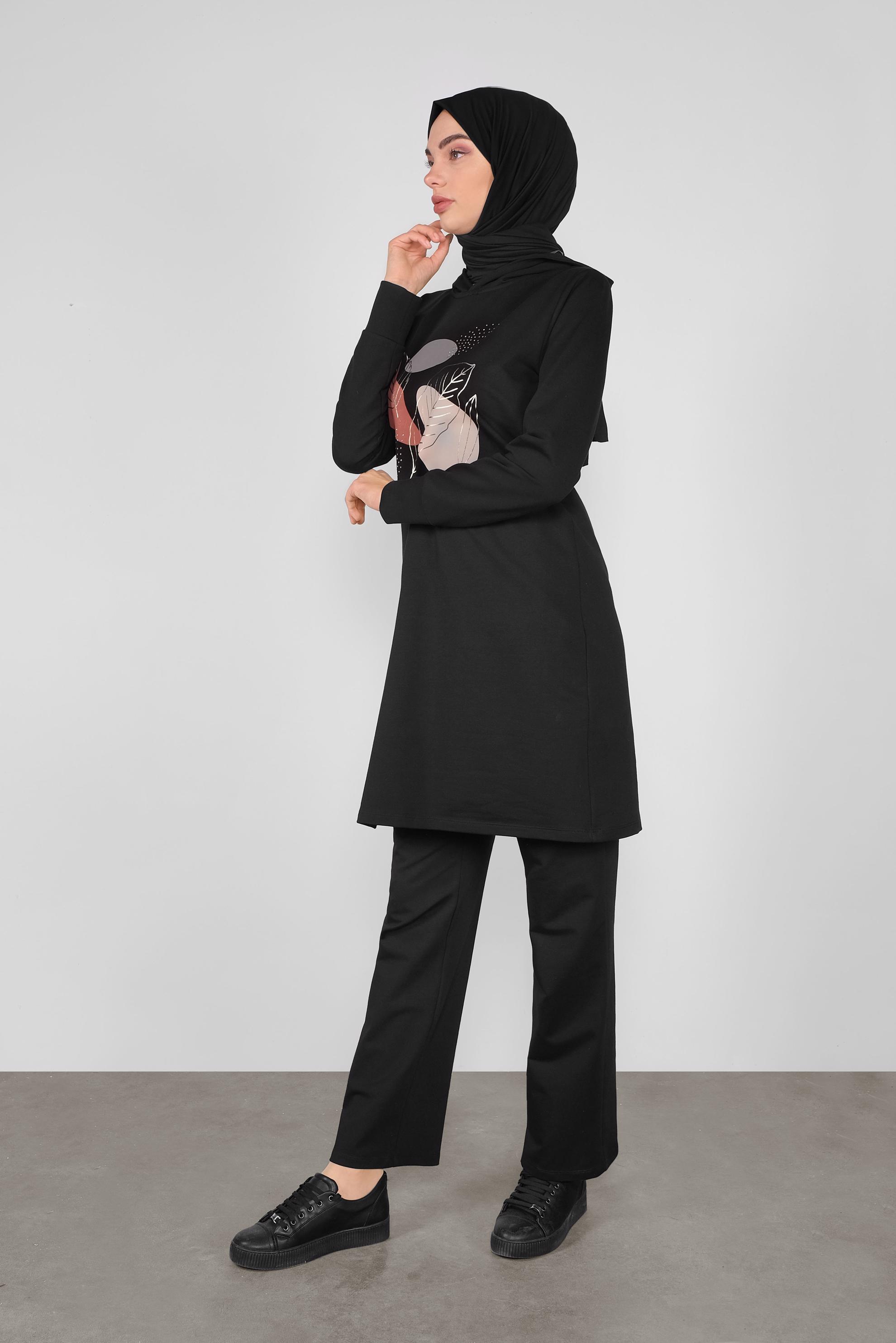 Tesettür giyim SİYAH YALDIZ BASKILI EŞOFMAN TUNİK 41109