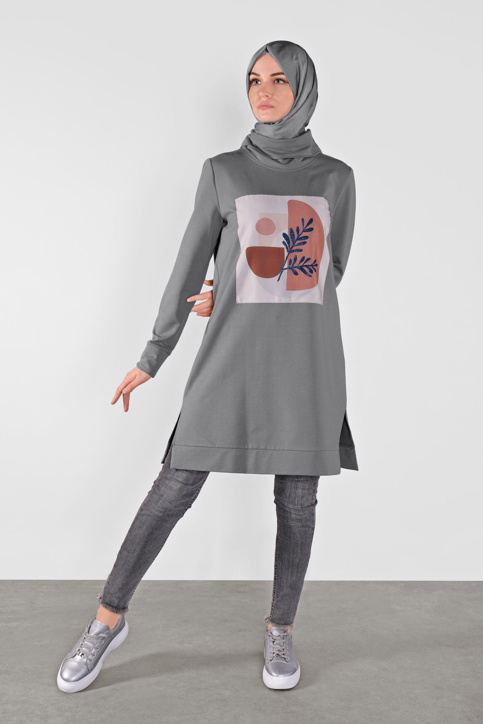 Tesettür giyim GRİ BASKILI EŞOFMAN TUNİK 41110