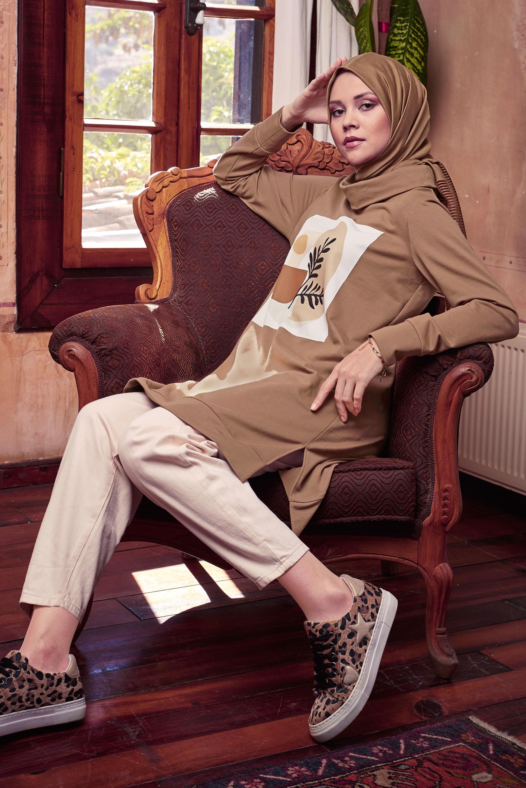 Tesettür giyim KAHVE BASKILI EŞOFMAN TUNİK 41110