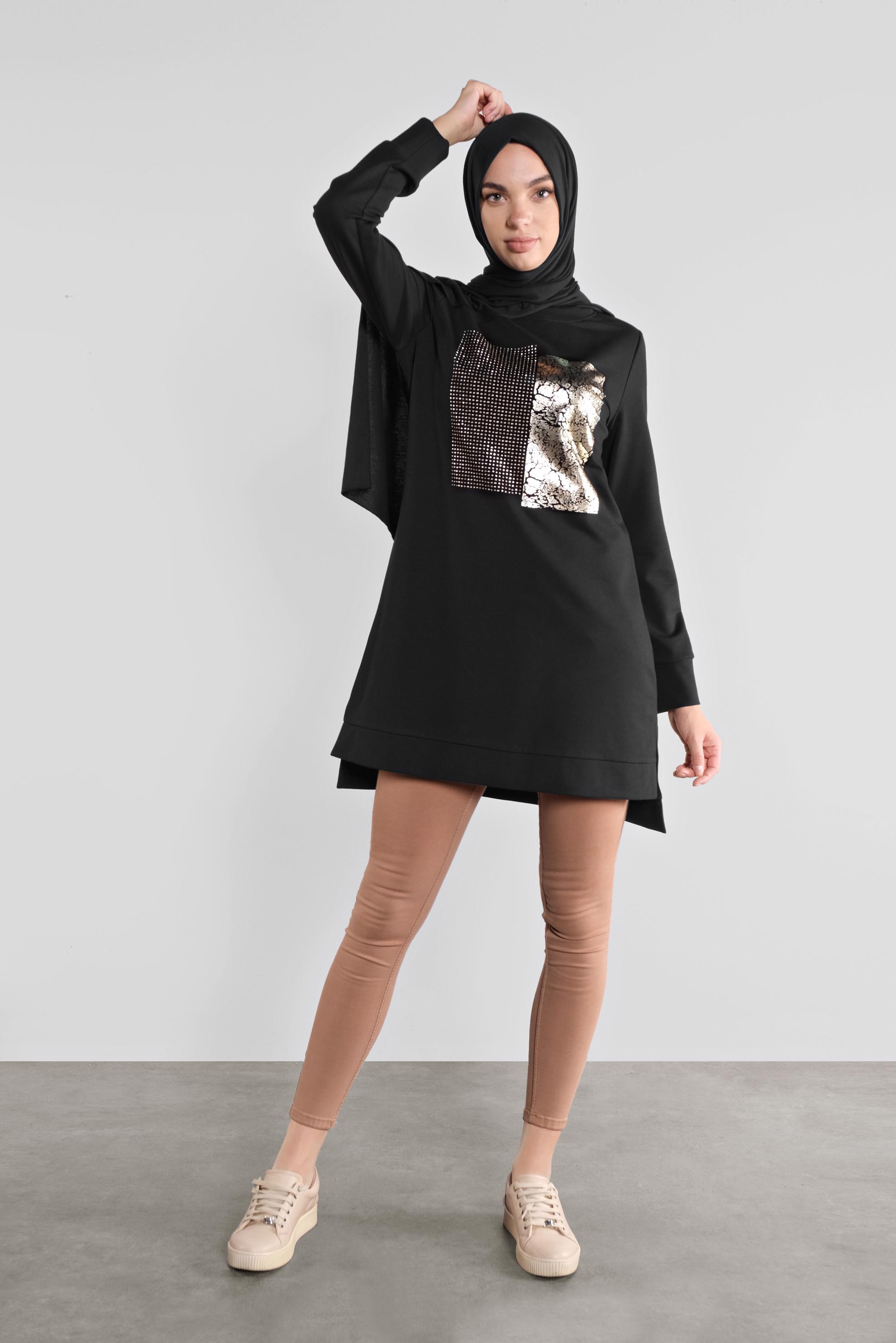 Tesettür giyim SİYAH PAMUKLU TAŞ BASKILI EŞOFMAN TUNİK 41111 