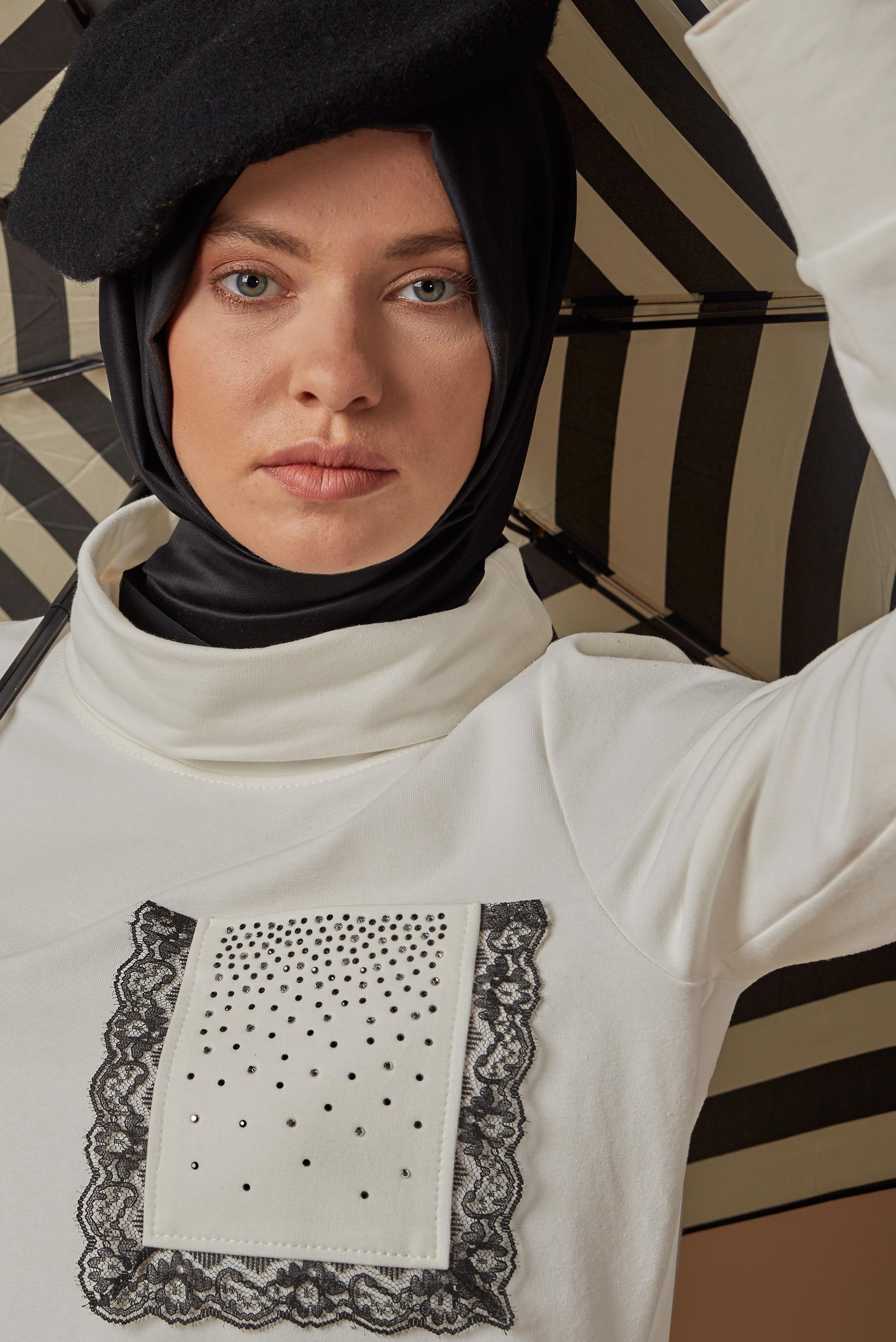 Tesettür giyim SİYAH DANTEL DETAYLI İKİLİ ETEKLİ EŞOFMAN TAKIM 41151 