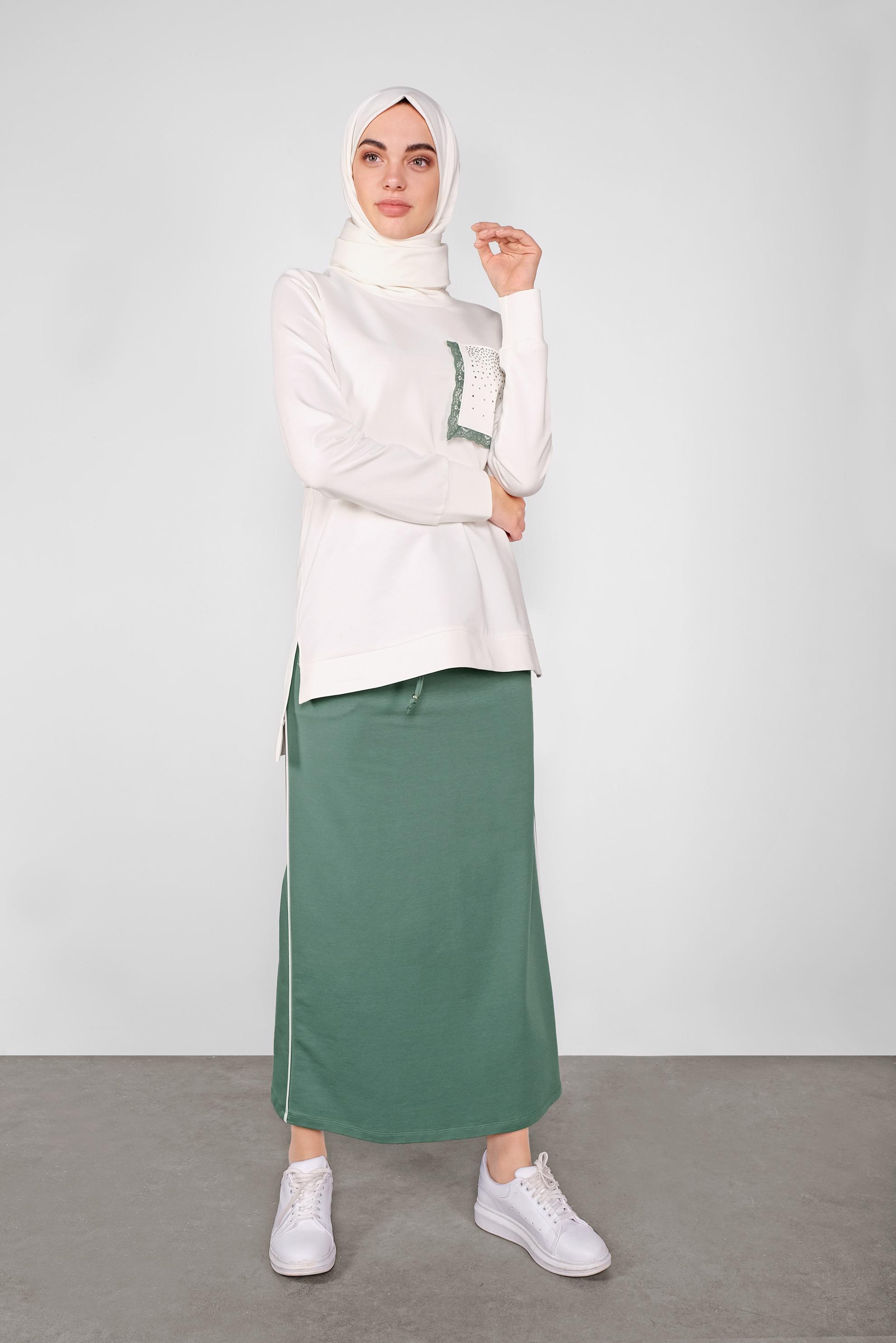 Tesettür giyim YEŞİL DANTEL DETAYLI İKİLİ ETEKLİ EŞOFMAN TAKIM 41151 