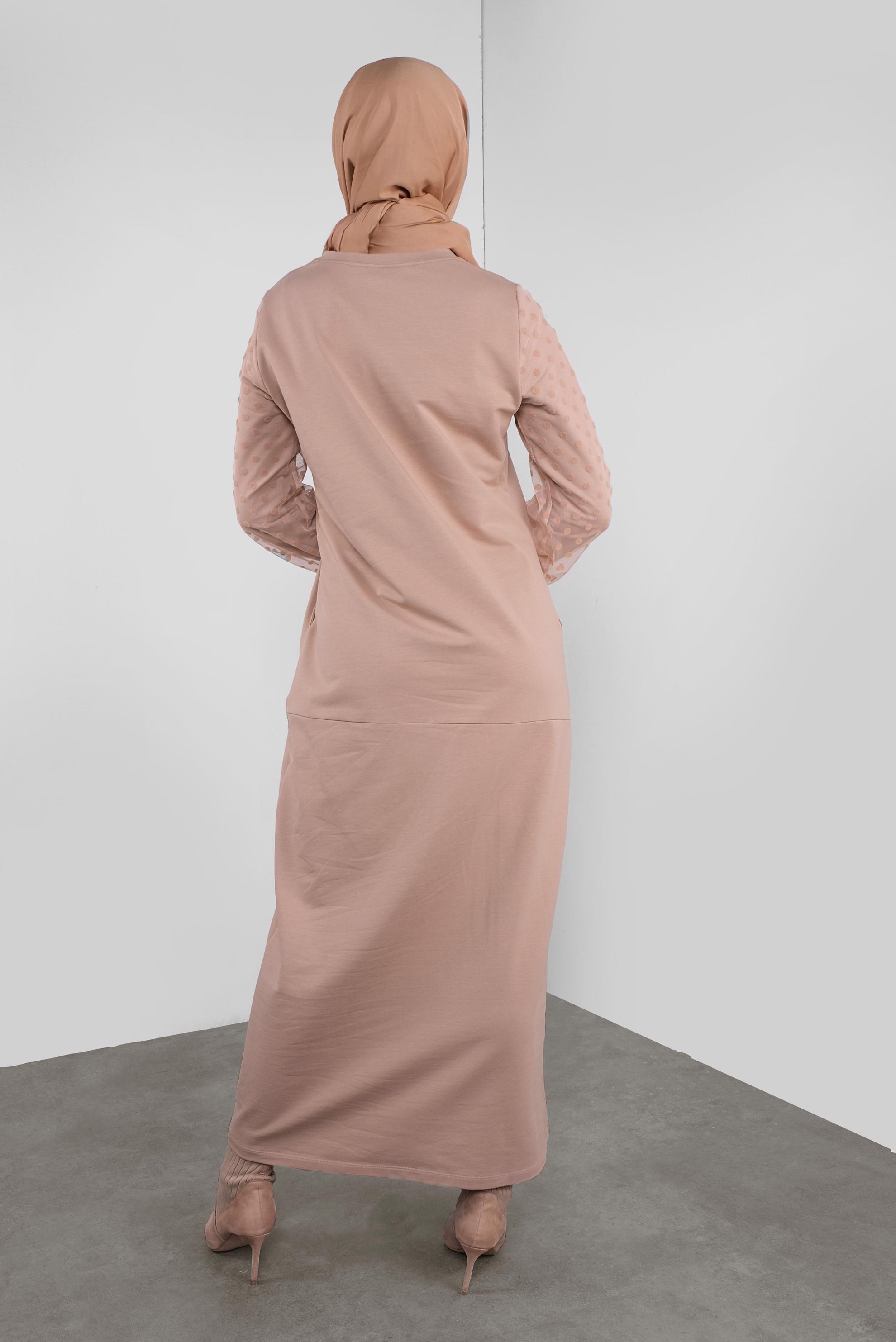 Tesettür giyim BEJ PAMUKLU PUANTİTE TÜL DETAYLI EŞOFMAN ELBİSE 41153