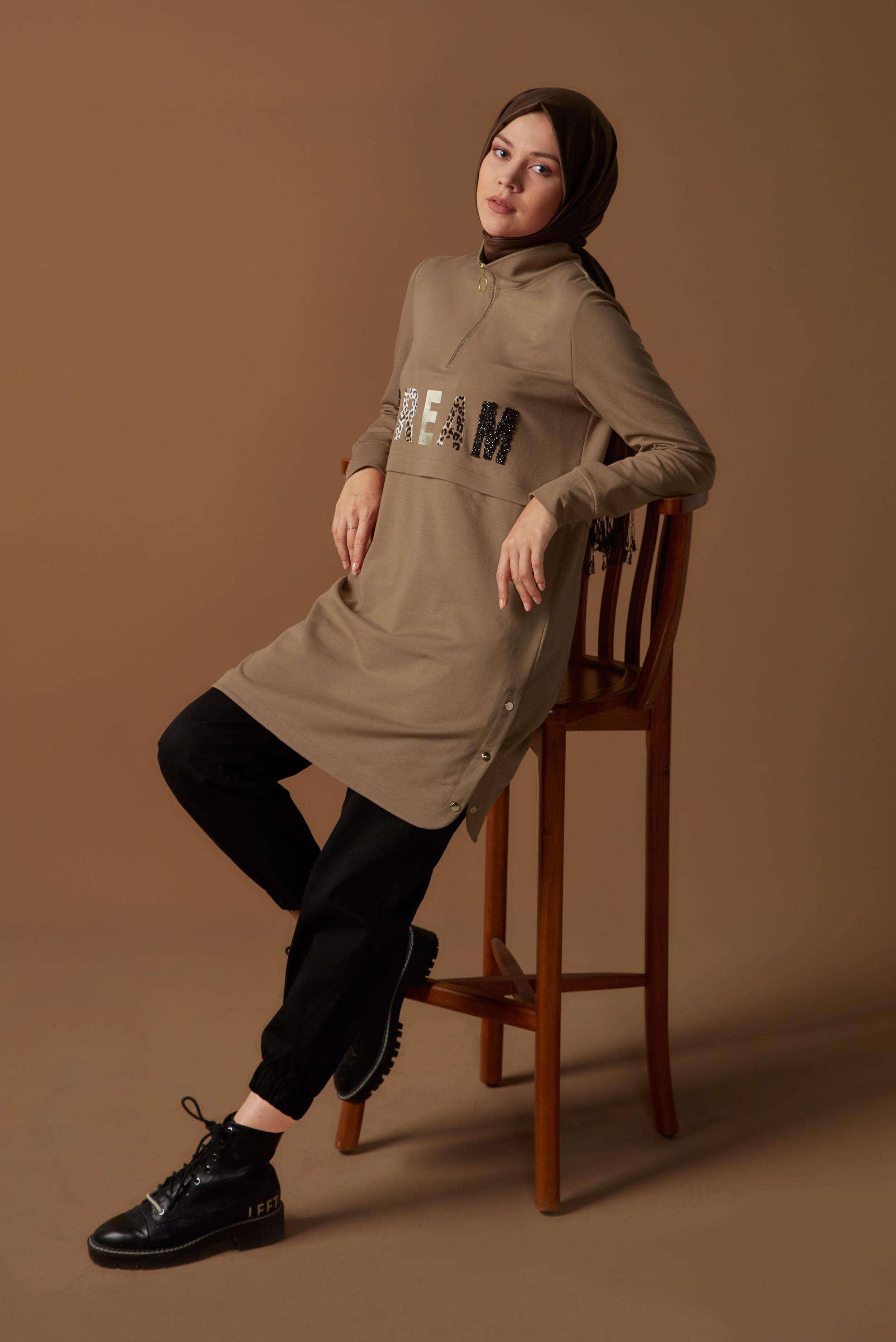 Tesettür giyim KAHVE YALDIZ BASKILI FERMUARLI EŞOFMAN TUNİK 41157