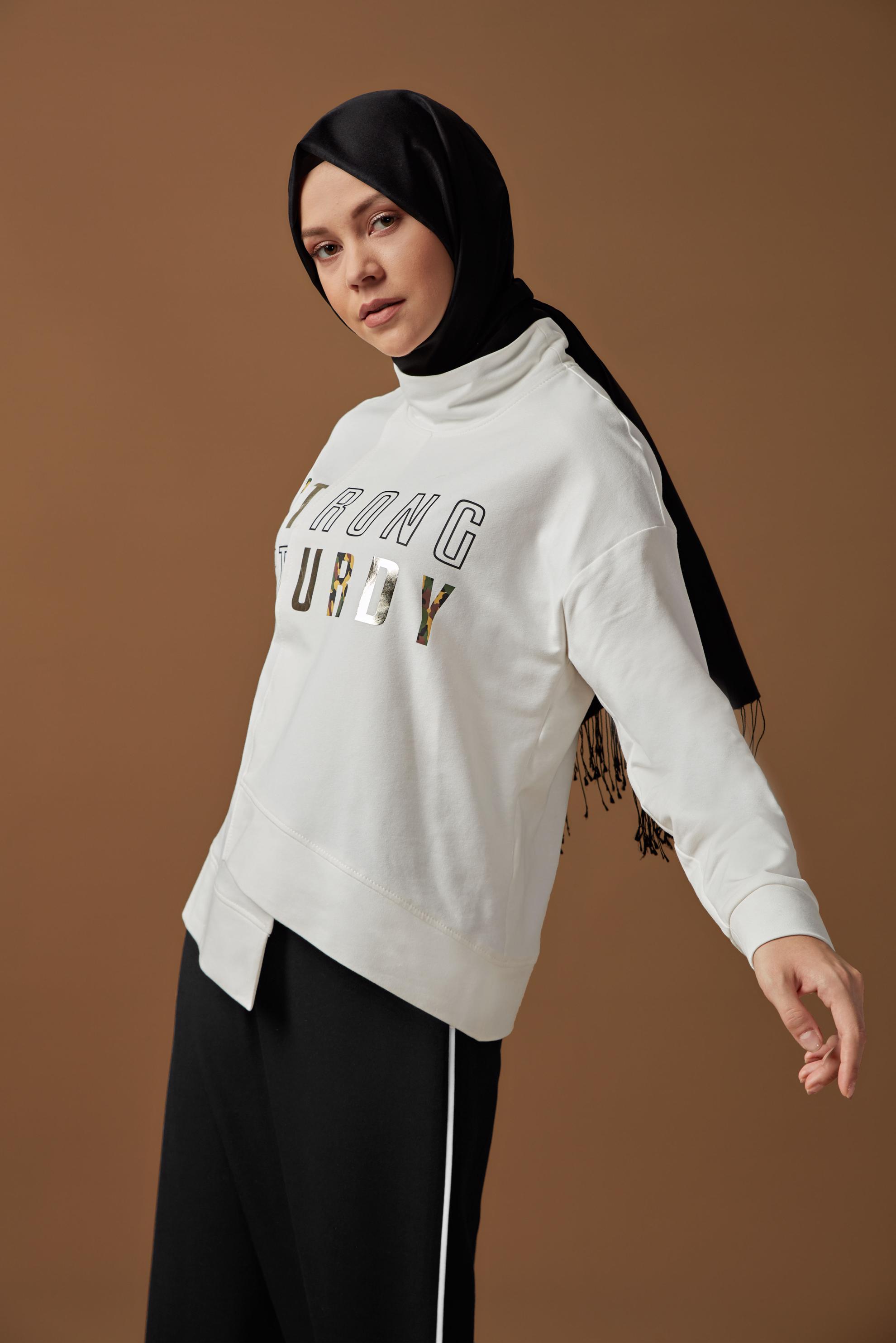 Tesettür giyim SİYAH ASİMETRİK KESİM YAZI BASKILI İKİLİ ETEKLİ EŞOFMAN TAKIM 41203