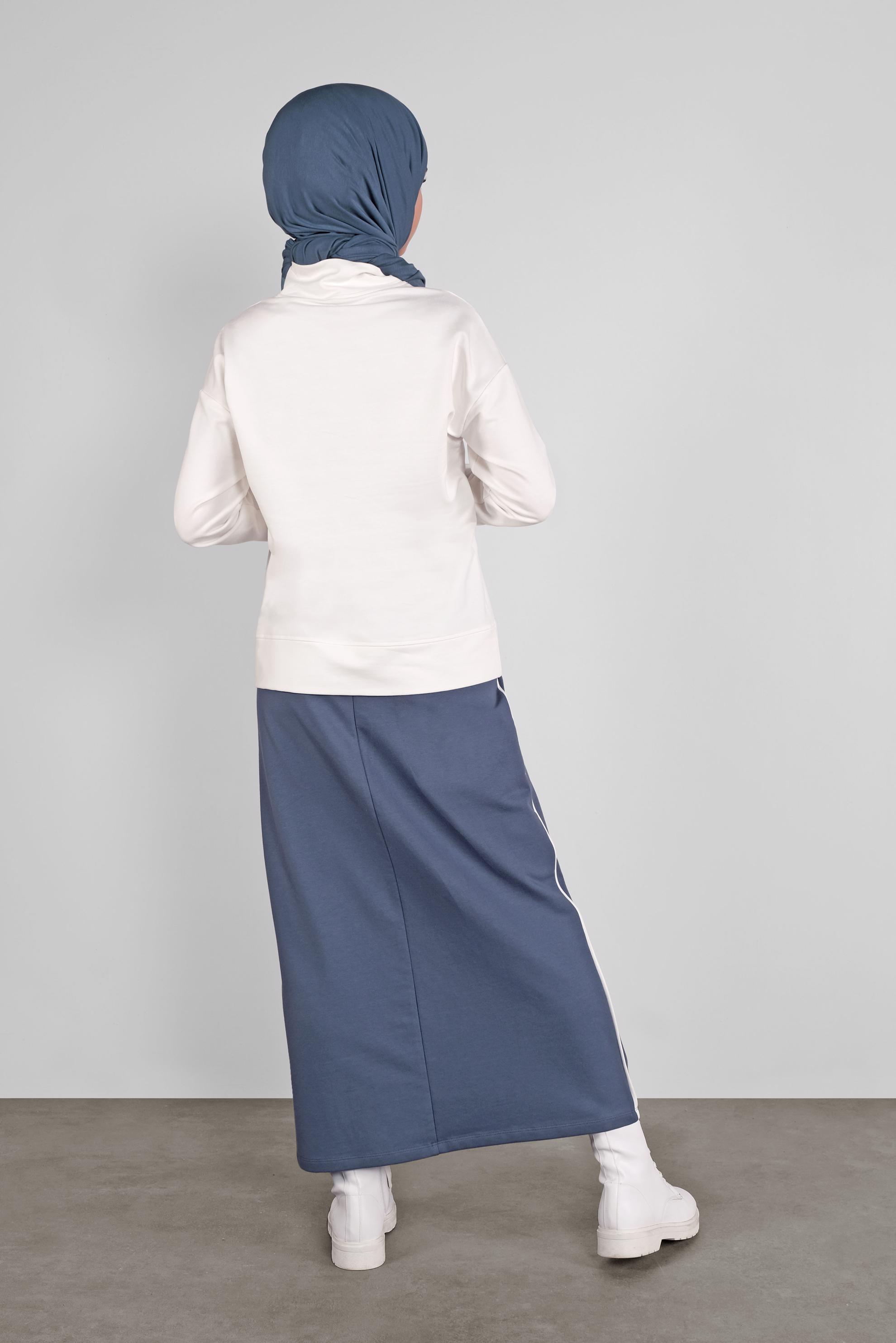 Tesettür giyim MAVİ ASİMETRİK KESİM YAZI BASKILI İKİLİ ETEKLİ EŞOFMAN TAKIM 41203