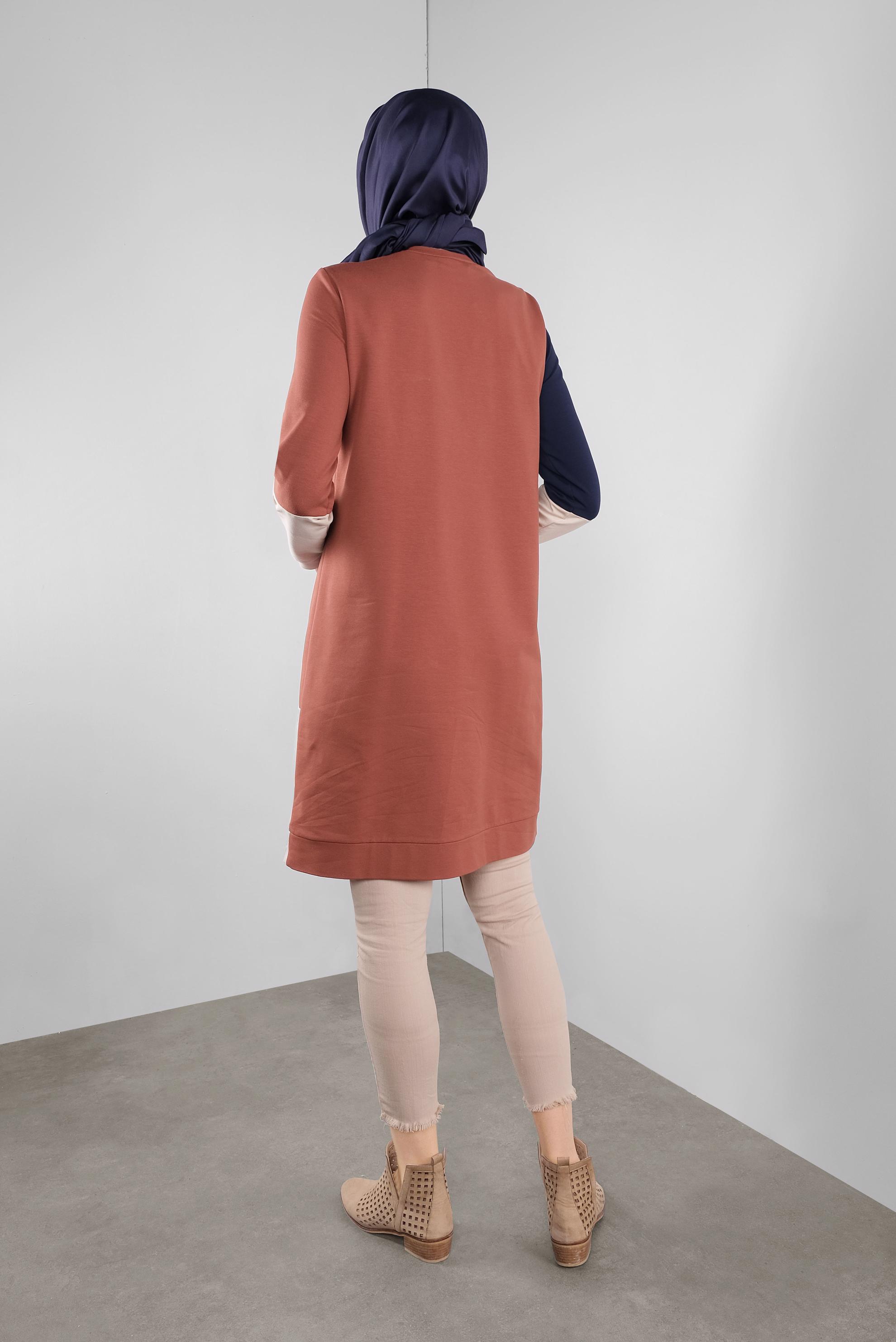 Tesettür giyim TURUNCU YAZI BASKILI RENKLİ EŞOFMAN TUNİK 41206