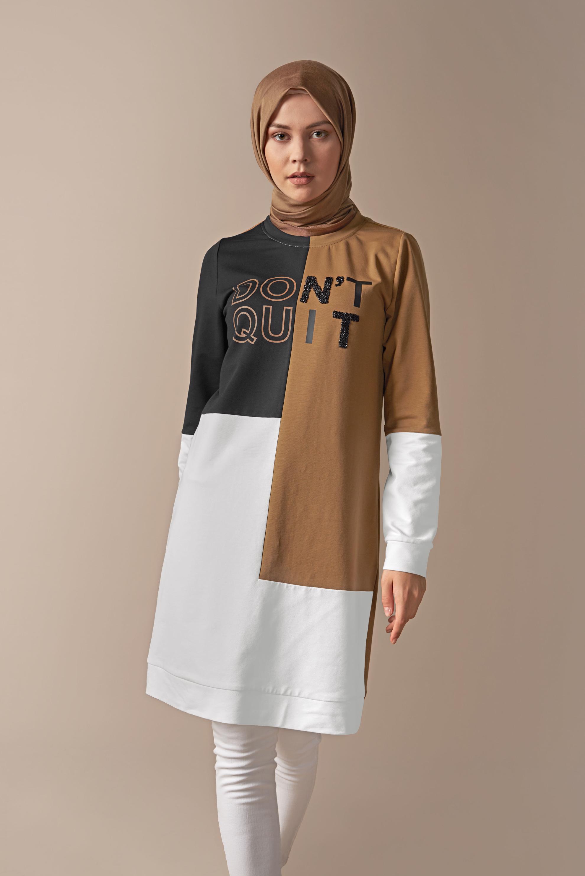 Tesettür giyim SARI YAZI BASKILI RENKLİ EŞOFMAN TUNİK 41206