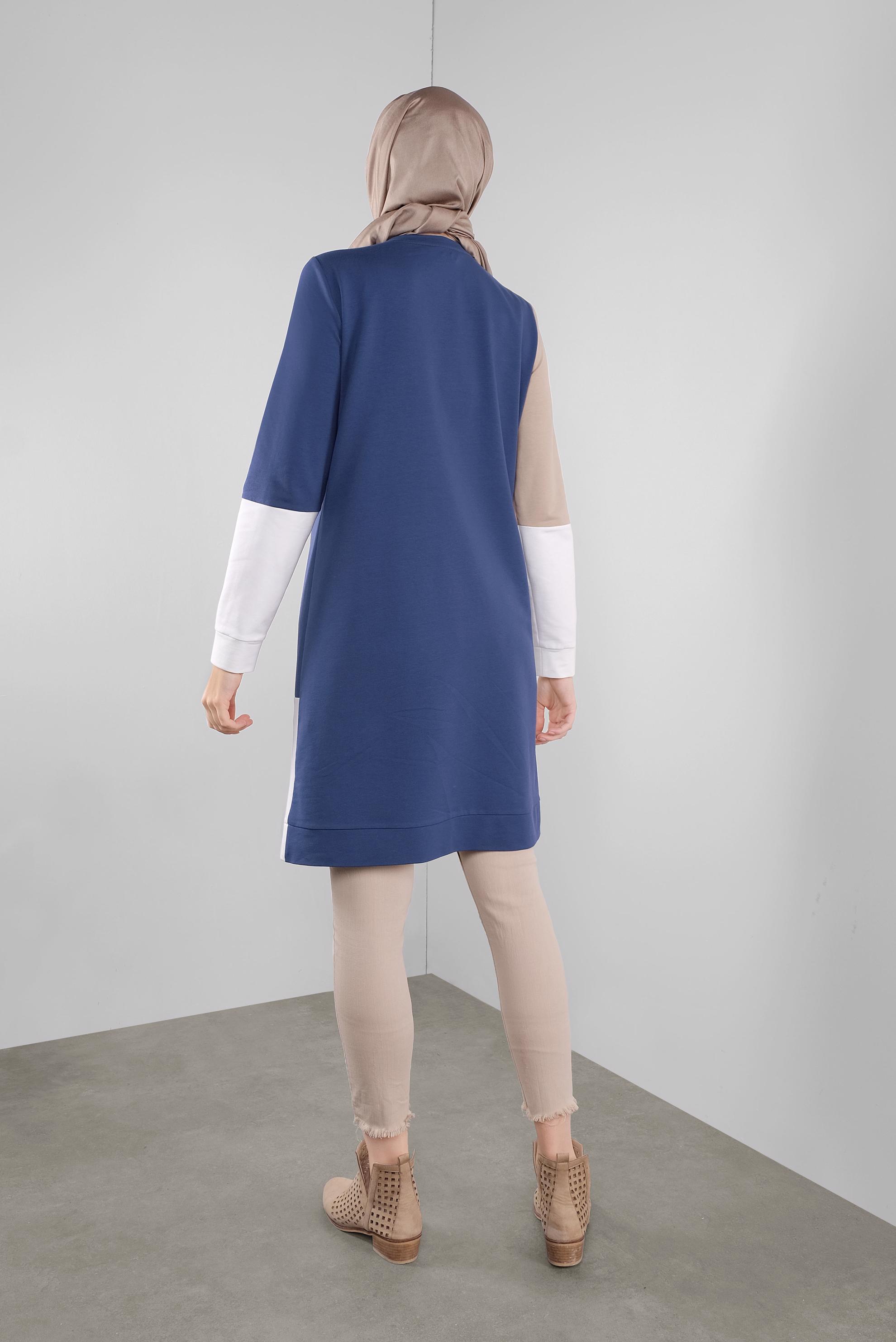 Tesettür giyim LACİVERT YAZI BASKILI RENKLİ EŞOFMAN TUNİK 41206