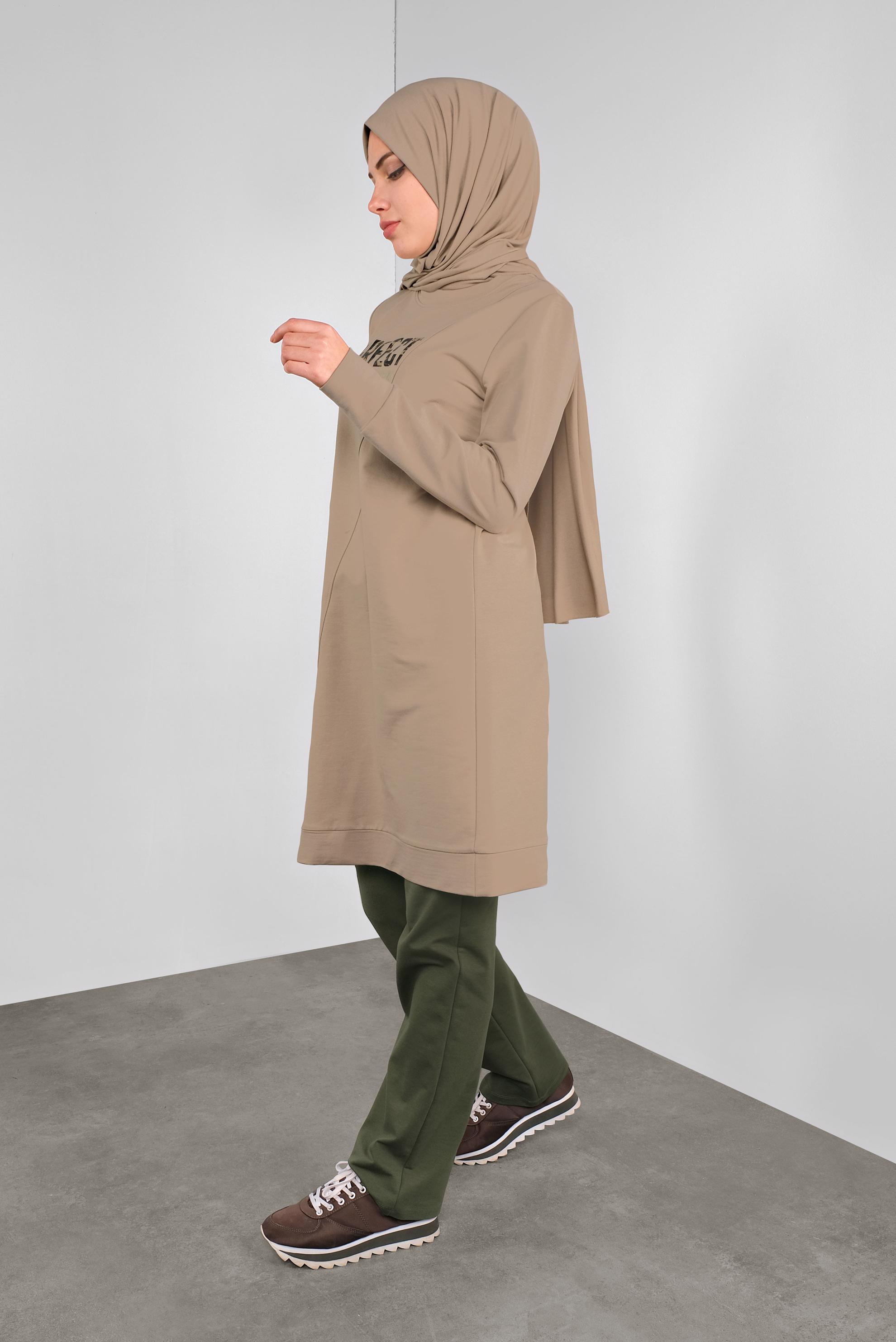 Tesettür giyim BEJ PAMUKLU FERMUARLI  EŞOFMAN TUNİK 41224 