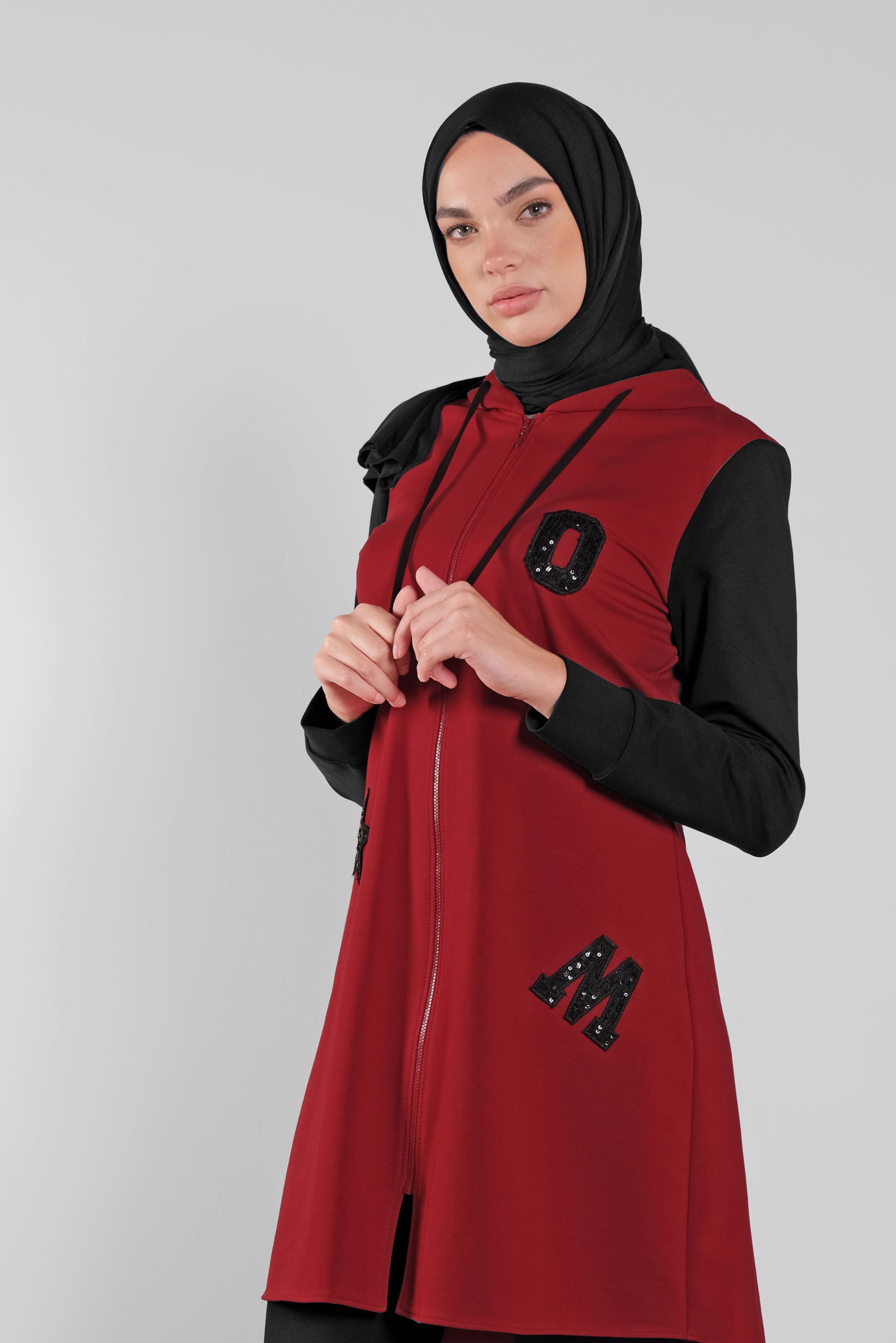 Tesettür giyim KIRMIZI PULLU HARF İŞLEMELİ EŞOFMAN TUNİK  41271 