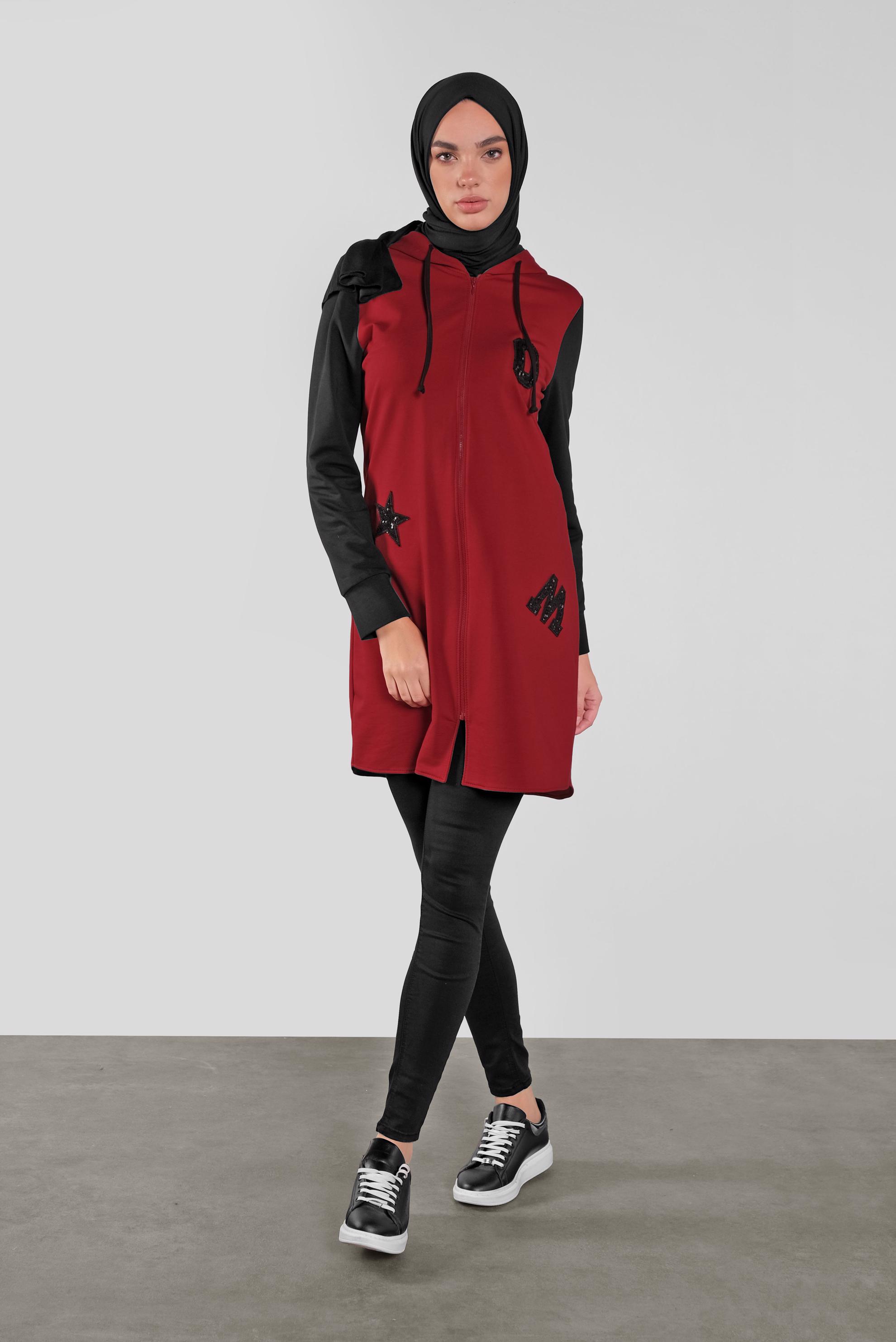 Tesettür giyim KIRMIZI PULLU HARF İŞLEMELİ EŞOFMAN TUNİK  41271 