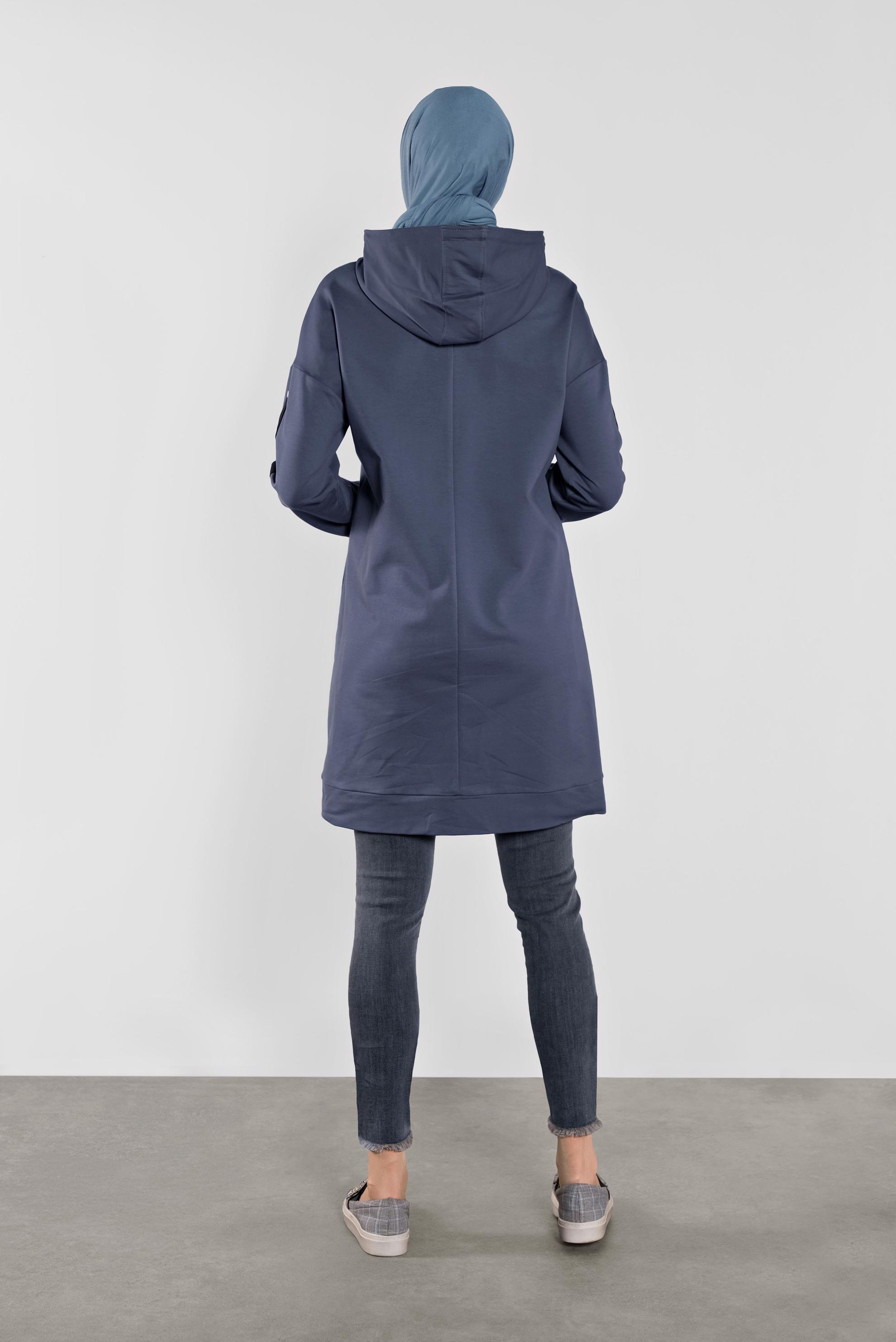 Tesettür giyim LACİVERT NAKIŞ VE ŞERİT DETAYLI PAMUKLU EŞOFMAN TUNİK 41274