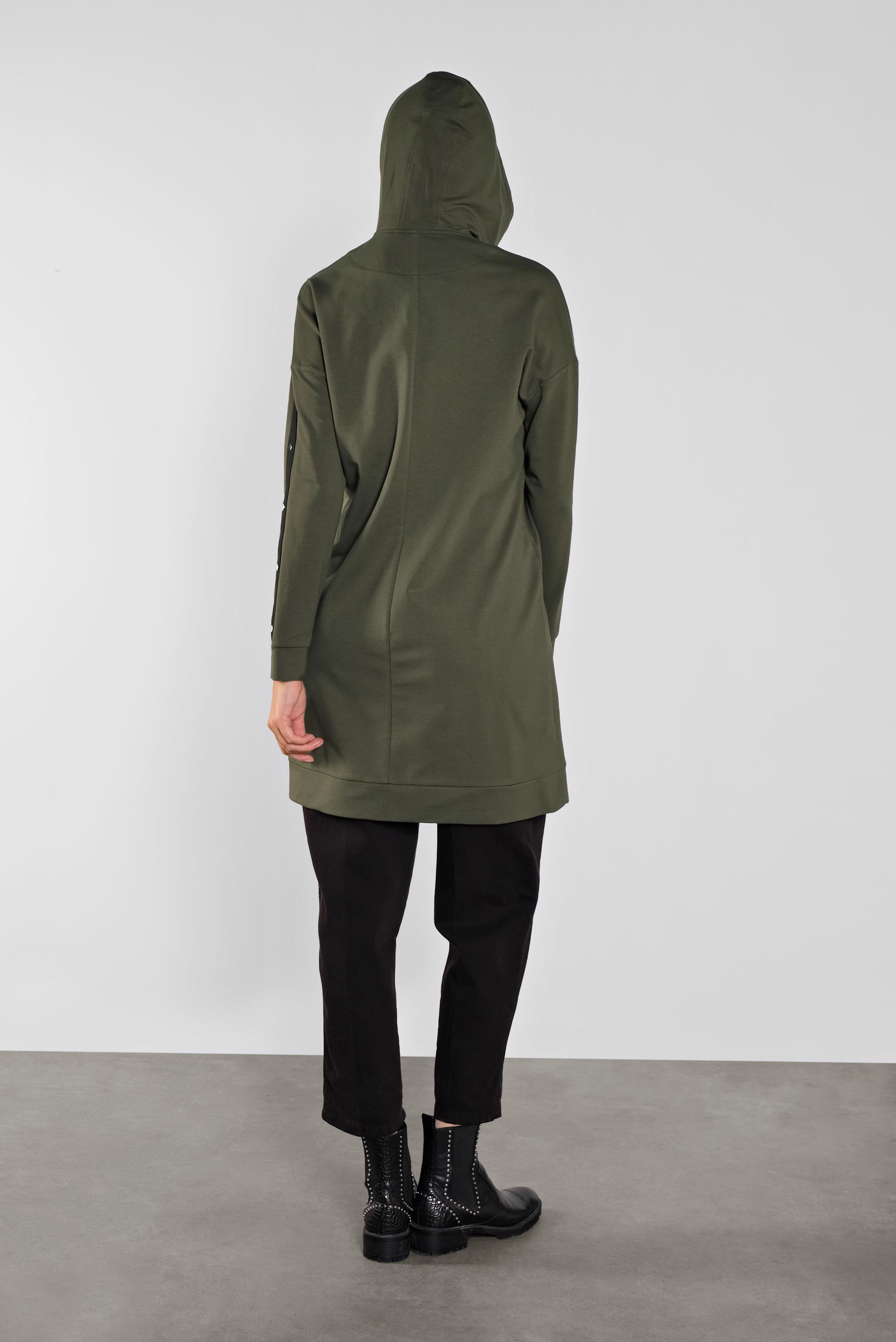 Tesettür giyim HAKİ NAKIŞ VE ŞERİT DETAYLI PAMUKLU EŞOFMAN TUNİK 41274