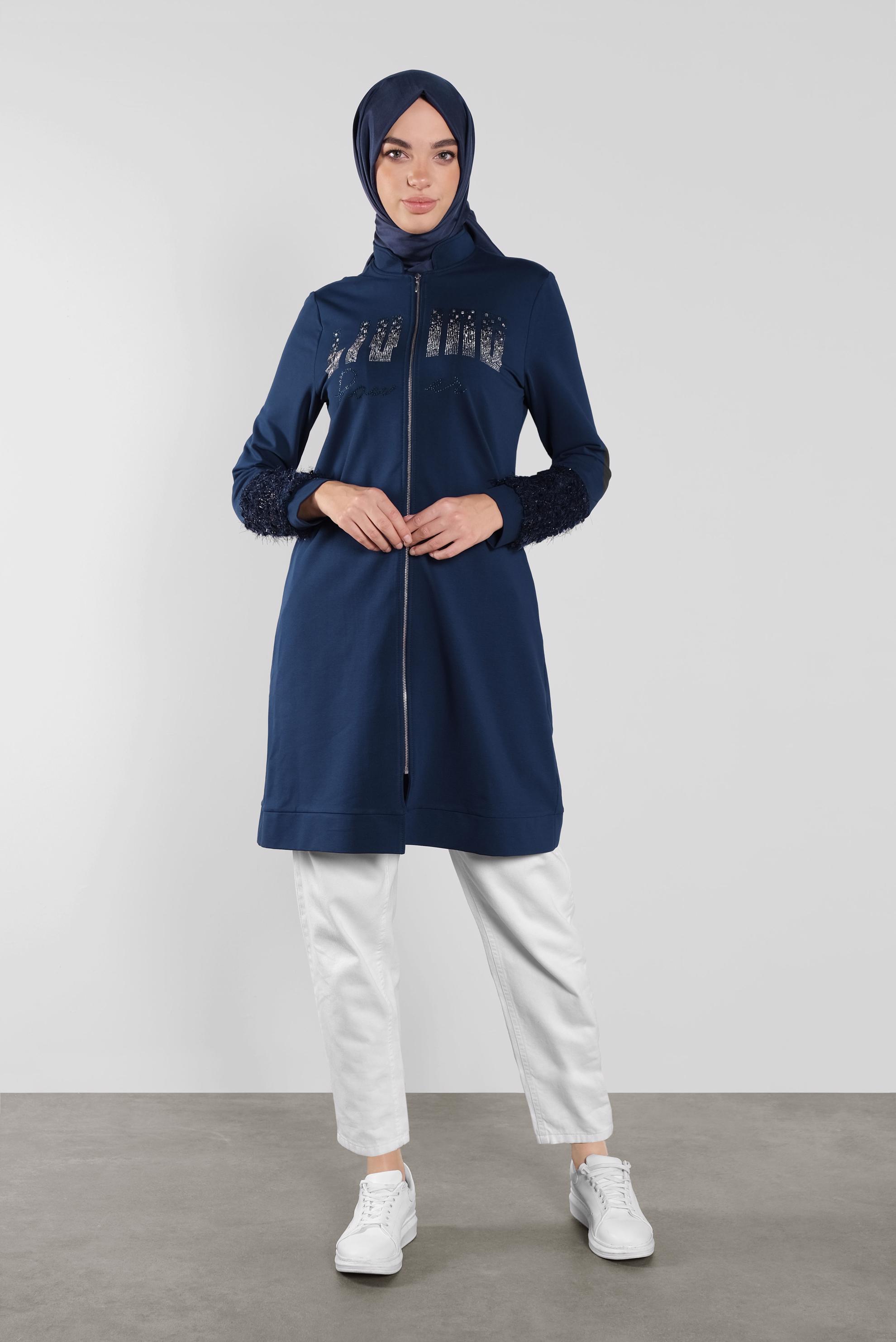 Tesettür giyim LACİVERT TAŞ BASKILI EŞOFMAN TUNİK 41277 