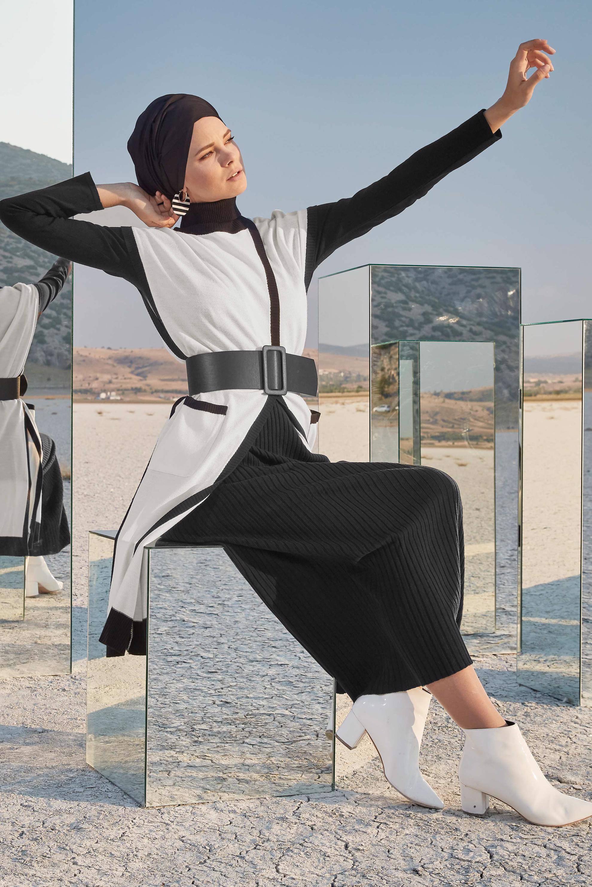 Tesettür giyim SİYAH BELİ LASTİKLİ FİTİLLİ TRİKO ETEK 60001