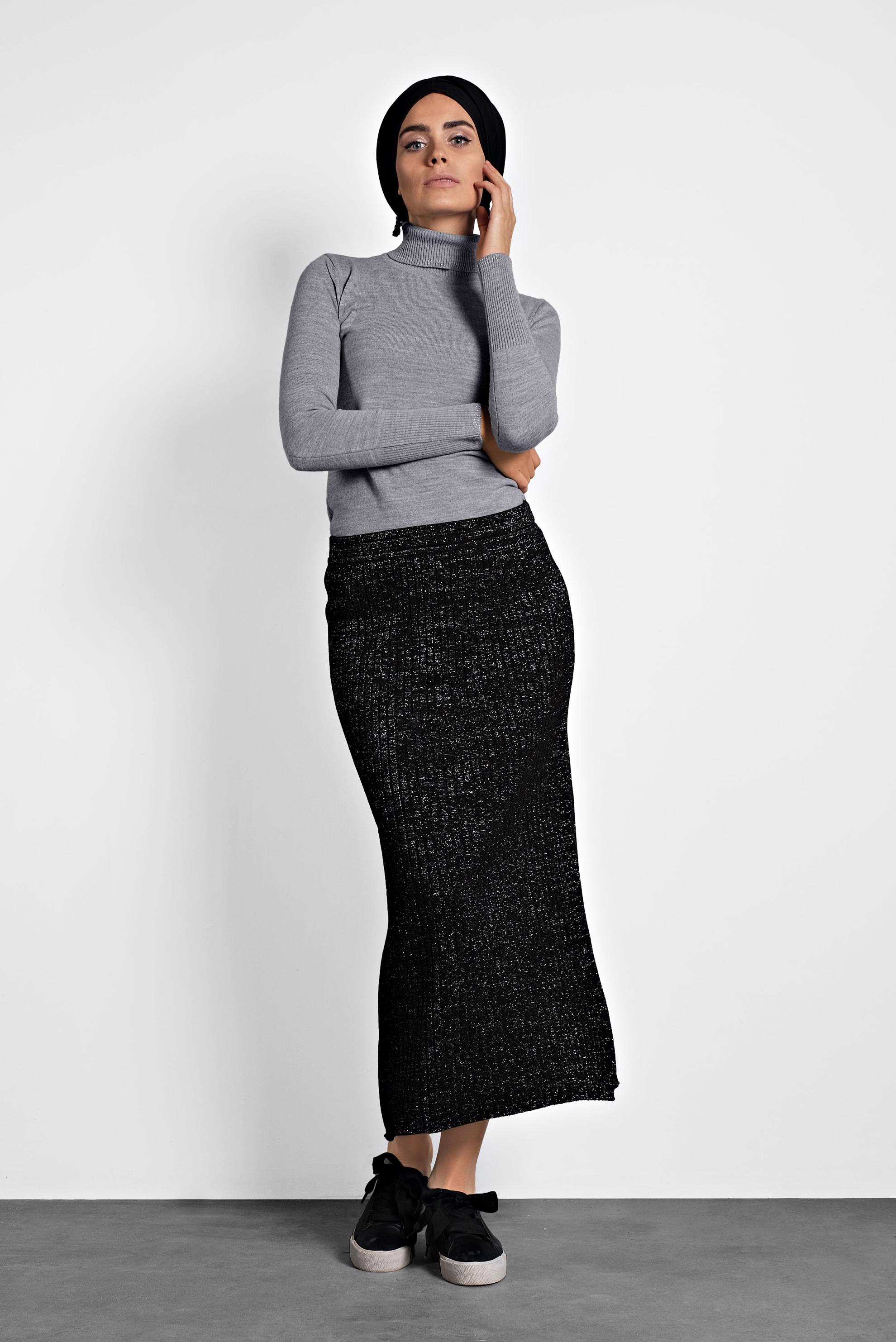 Tesettür giyim SİYAH BELİ LASTİKLİ FİTİLLİ TRİKO ETEK 60001