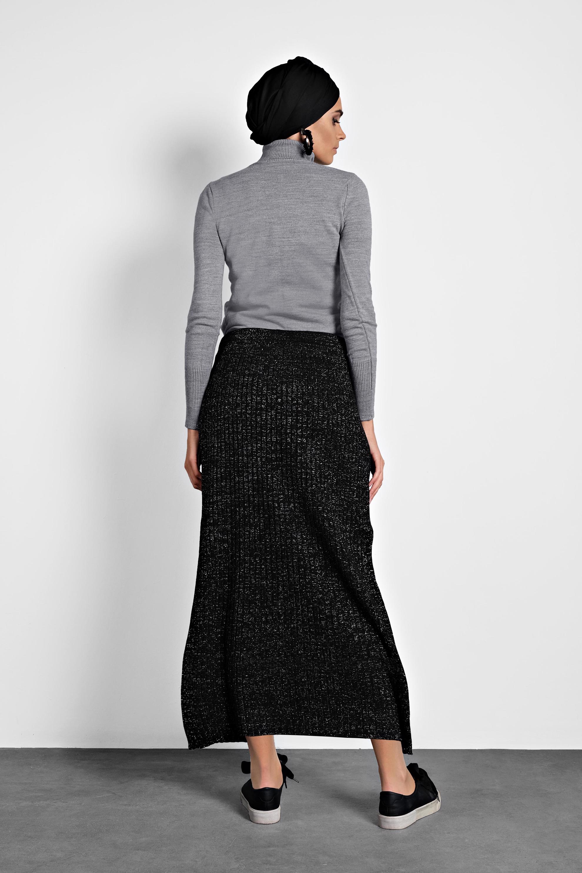 Tesettür giyim SİYAH BELİ LASTİKLİ FİTİLLİ TRİKO ETEK 60001