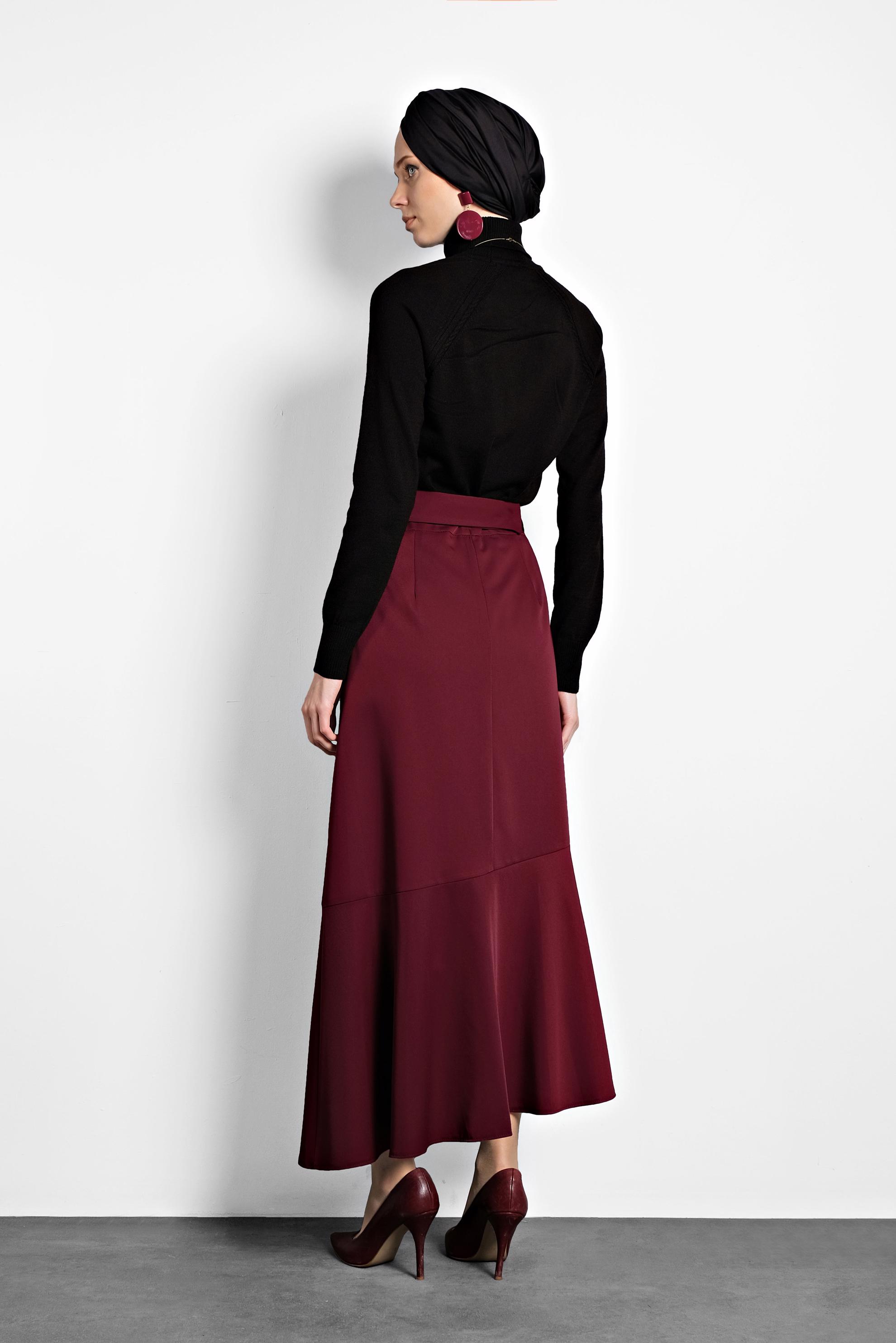 Tesettür giyim BORDO ASİMETRİK KESİM VOLANLI KEMERLİ ETEK 60002