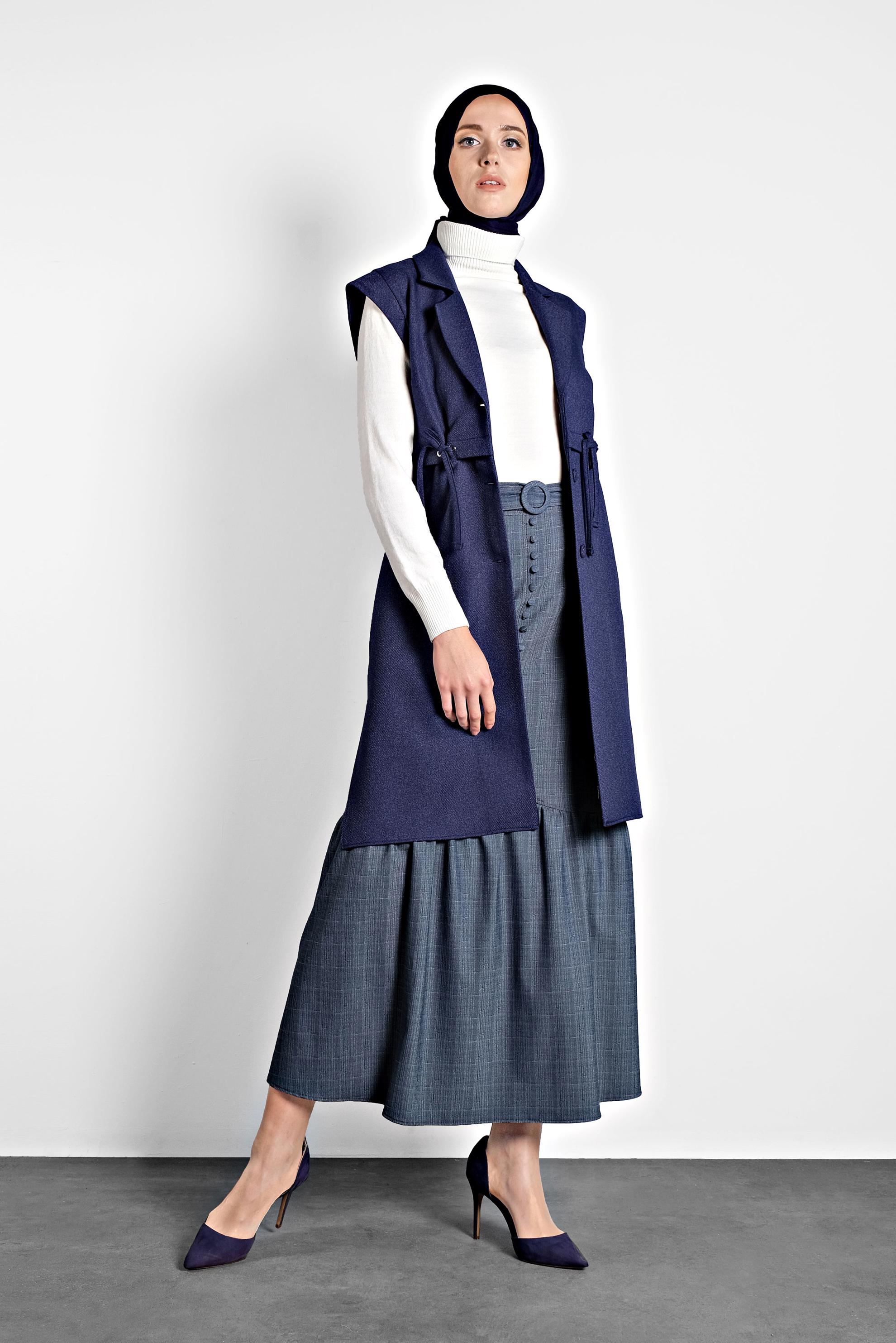 Tesettür giyim LACİVERT VOLANLI DÜĞMELİ KEMERLİ ETEK 60009 