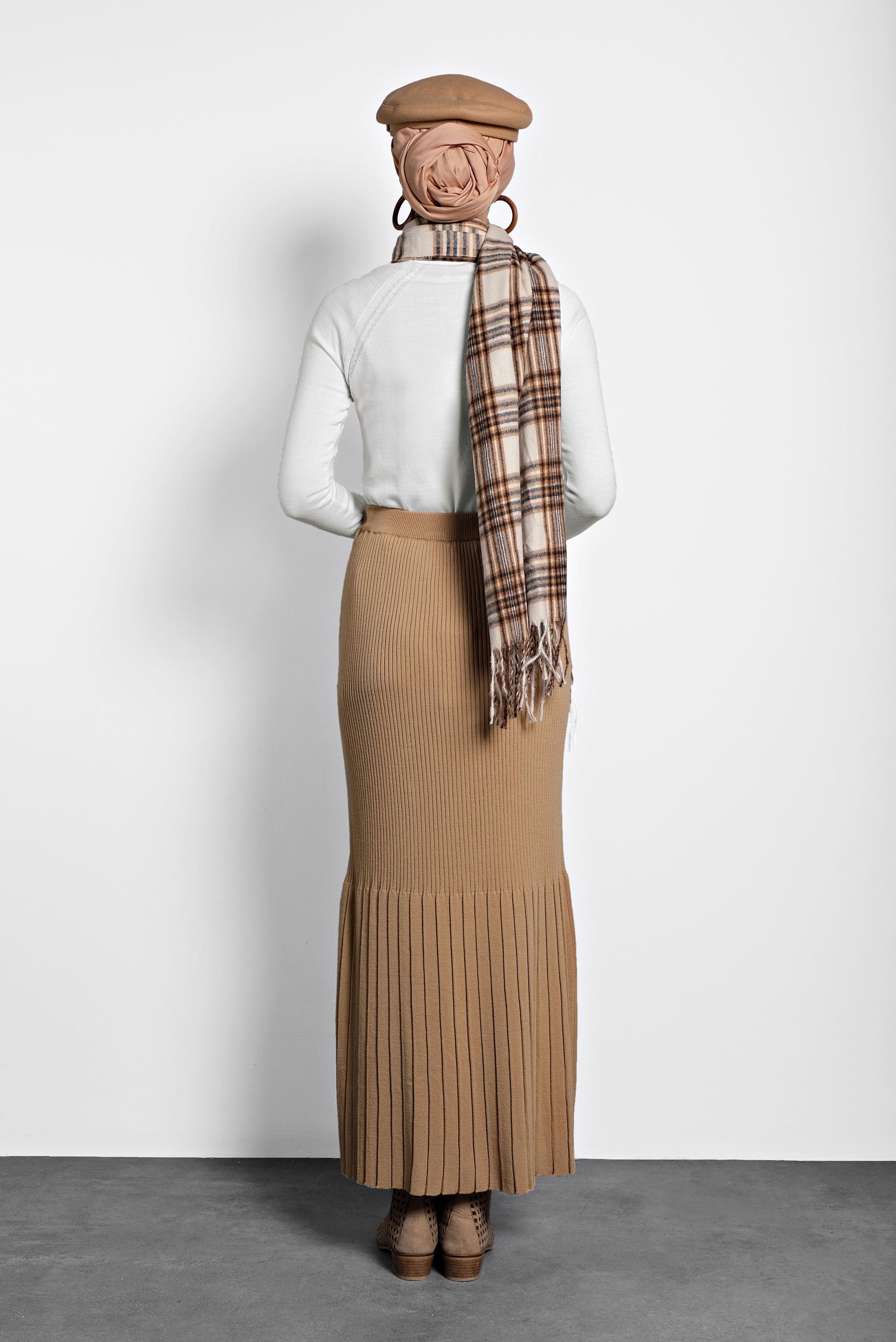 Tesettür giyim KAHVE BELİ LASTİKLİ FİTİLLİ TRİKO ETEK 60010 