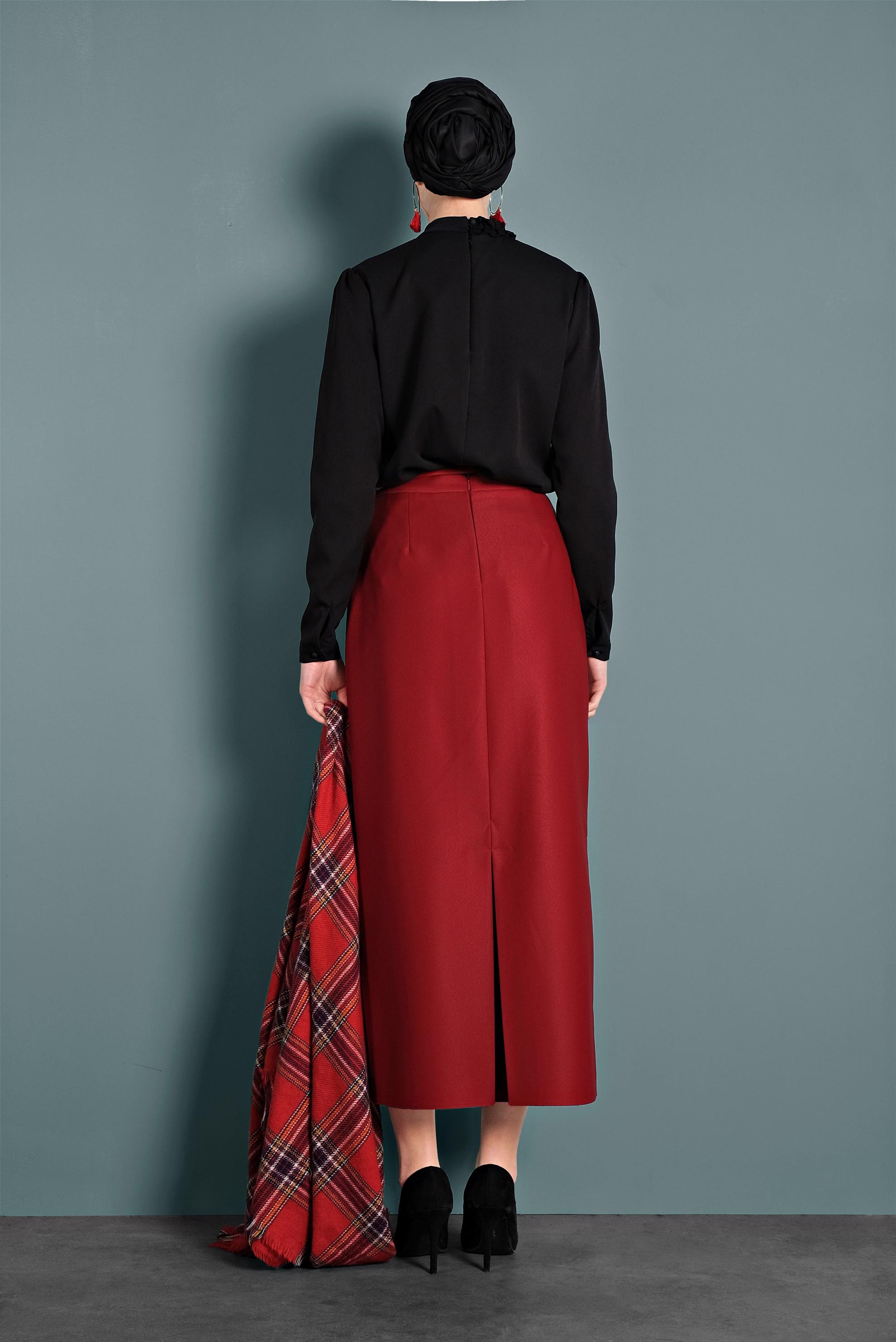 Tesettür giyim KIRMIZI DÜZ KESİM ETEK 60017