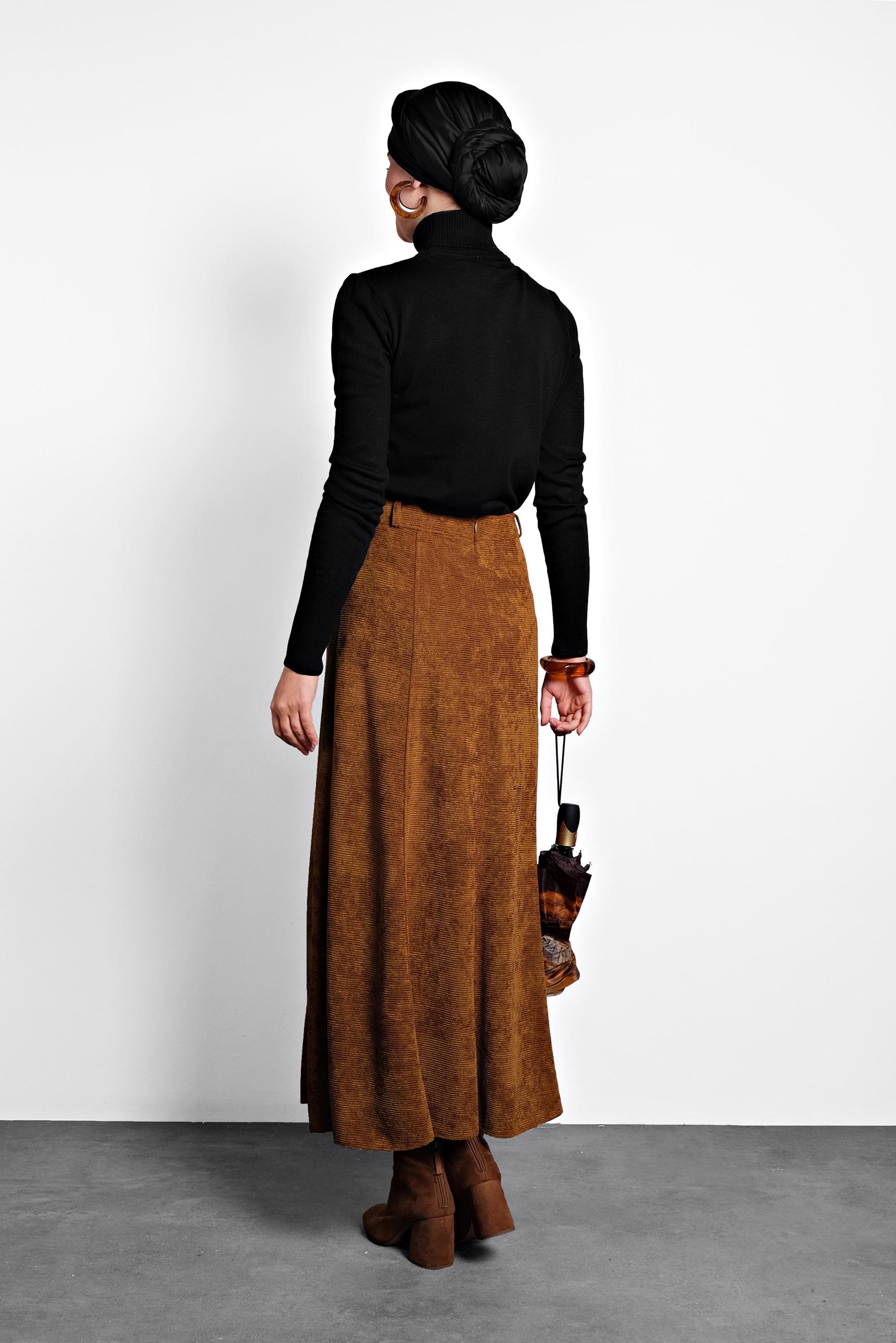 Tesettür giyim TABA DÜĞMELİ ŞÖNİL KADİFE ETEK 60019 