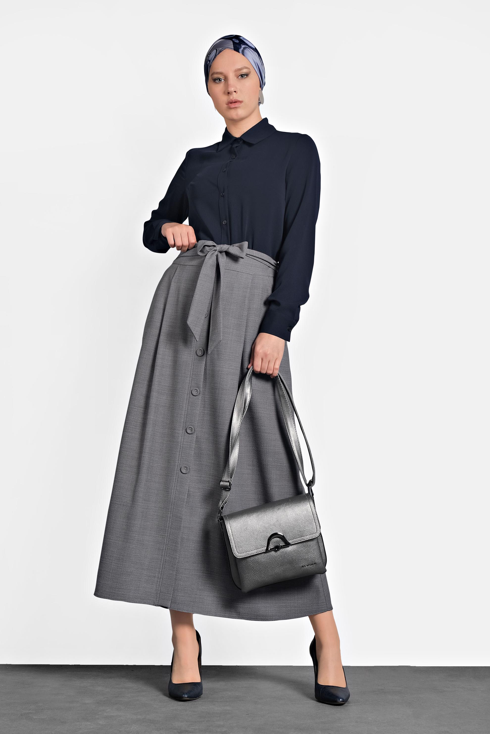 Tesettür giyim GRİ DÜĞMELİ KUŞAKLI ETEK 60021 